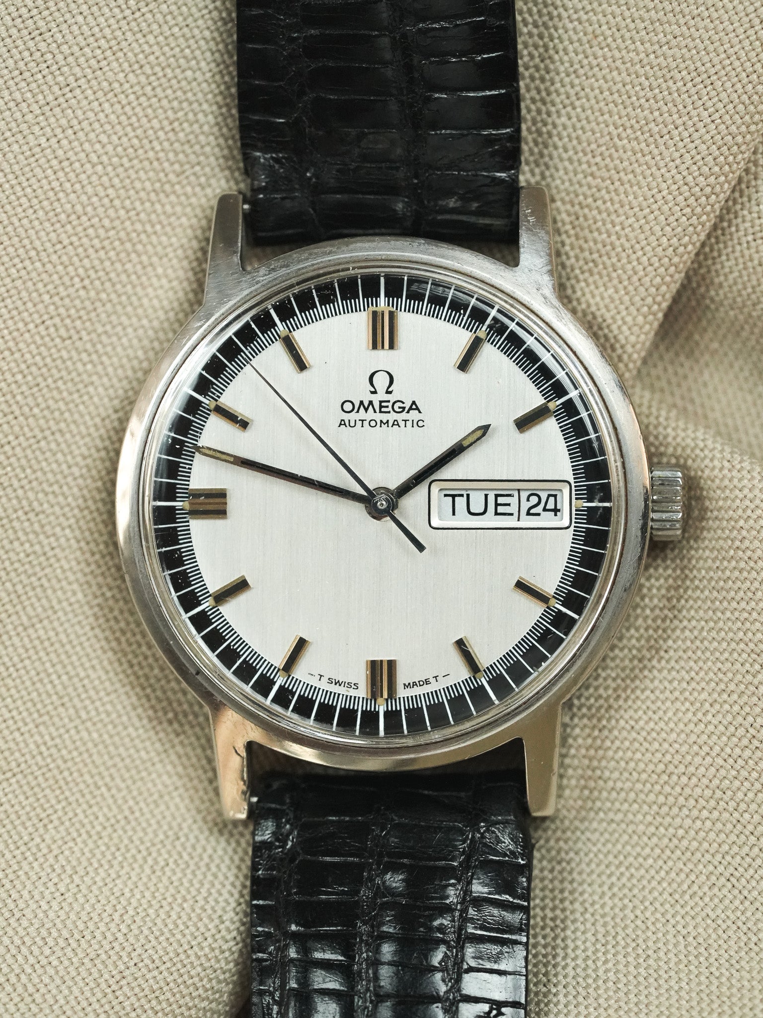 Omega - 166.0140 Daydate Cadran Acier Noir - 1970