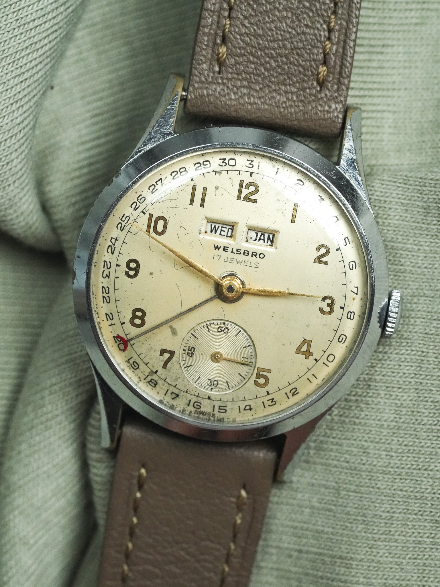 Welsbro - Triple Calendar Cream Patina - 1950s 