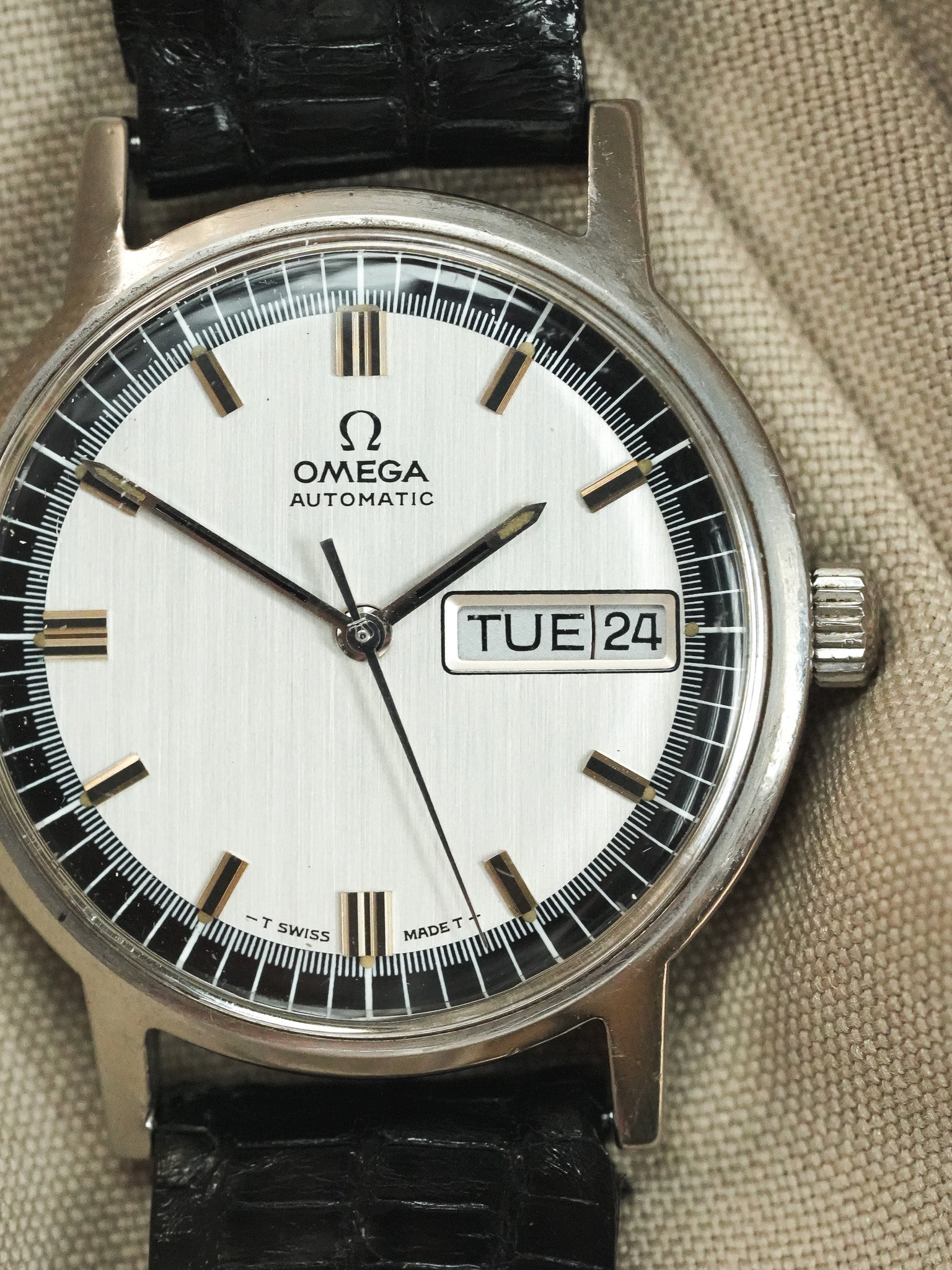 Omega - 166.0140 Daydate Cadran Acier Noir - 1970