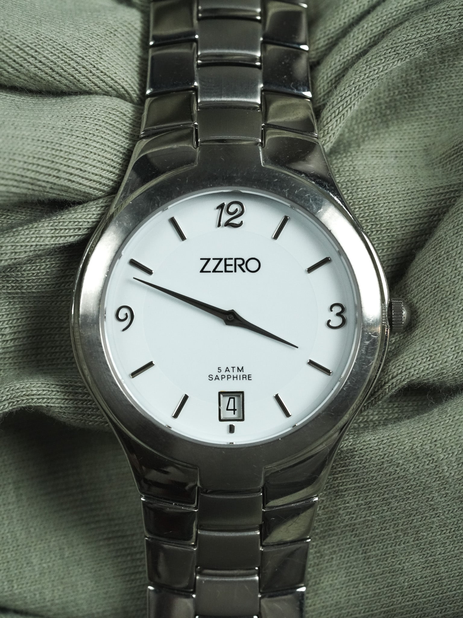 Zzero - Ronde Acier Date - Neuve de stock - 2000s