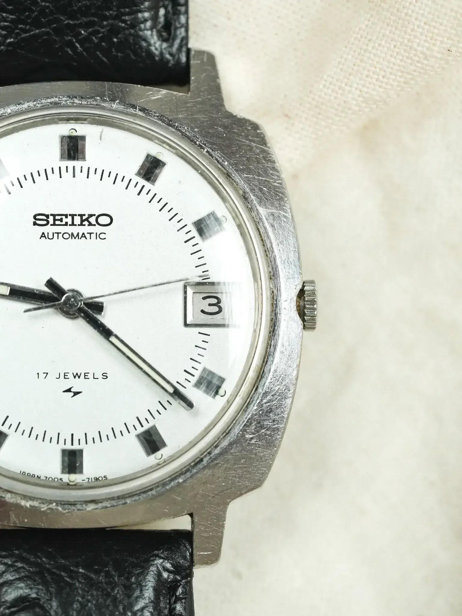 Seiko - Caja de TV Índice negro Fecha - 1975 