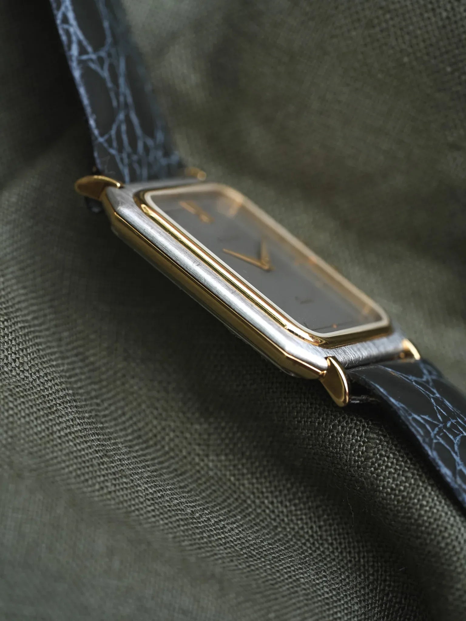 Alexia - Tank Acier Plaqué or Slim - NOS - 1980s - Atelier Victor