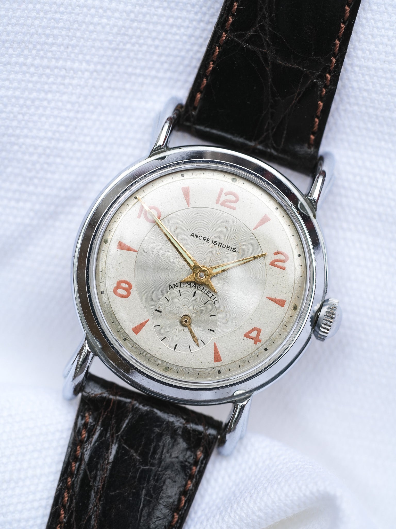 Anonyme - Tear drops Index Saumon - 1970s - Atelier Victor Paris - Vintage Watch Shop Dubai