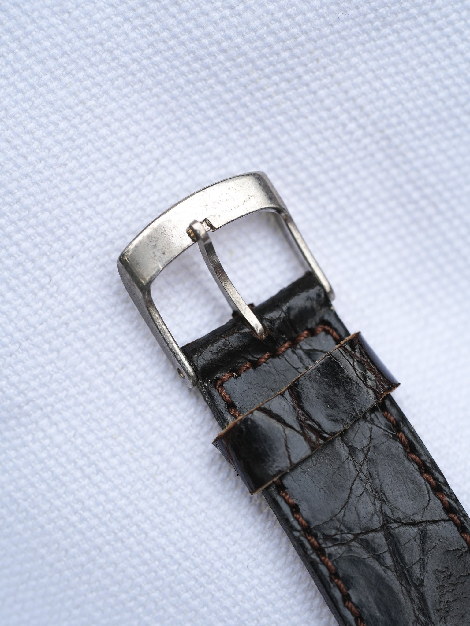 Anonyme - Tear drops Index Saumon - 1970s - Atelier Victor Paris - Vintage Watch Shop Dubai