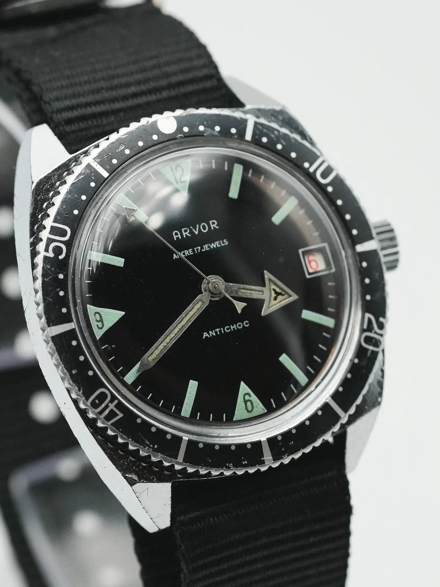 Arvor - Plongeuse Cadran noir - 1960s - Atelier Victor