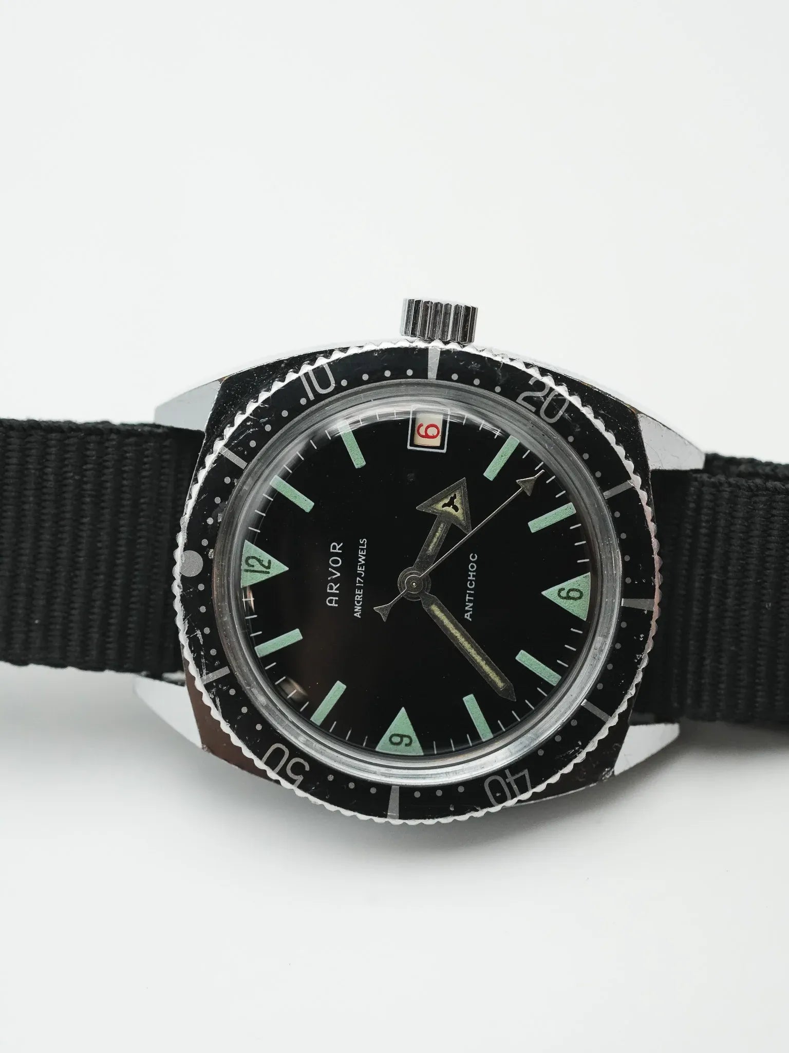 Arvor - Plongeuse Cadran noir - 1960s - Atelier Victor