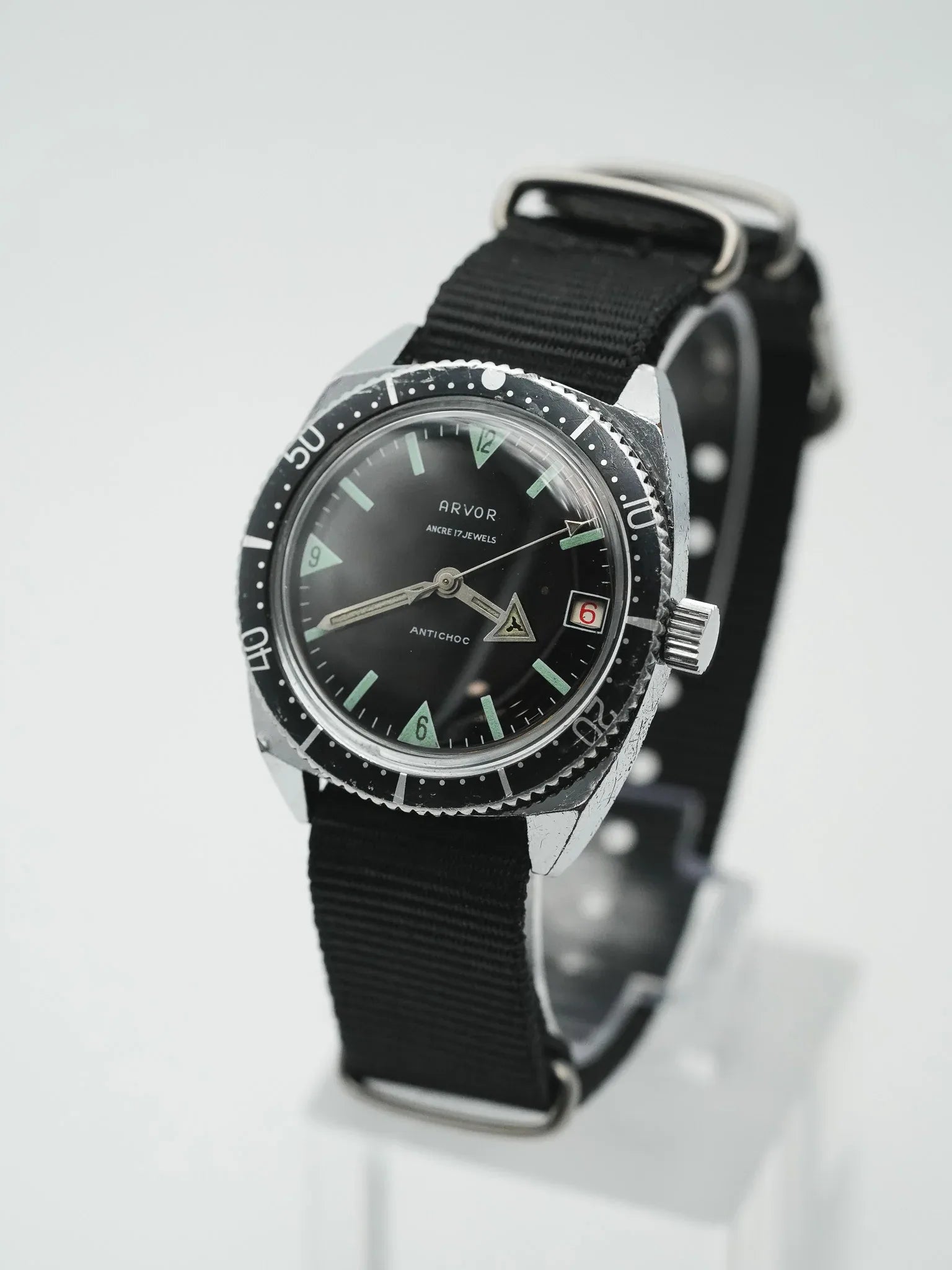 Arvor - Plongeuse Cadran noir - 1960s - Atelier Victor