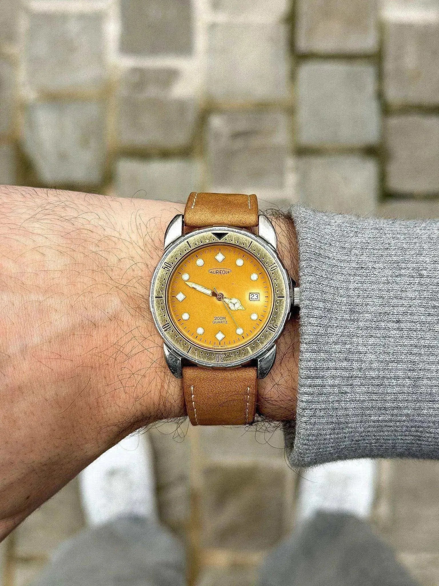 Aureole - Camel Date - 1990s - Atelier Victor Paris - Vintage Watch Shop Dubai