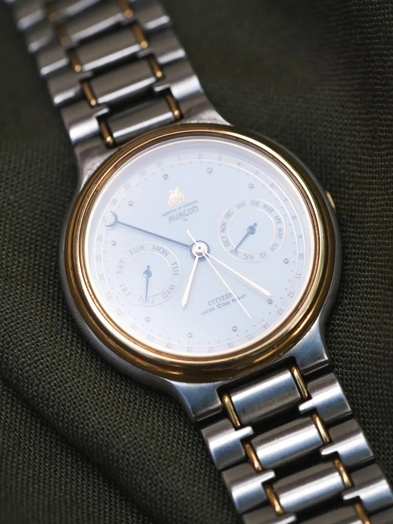 Avalon x Citizen - Triple Calendar Steel Gold - 1980s - Atelier Victor