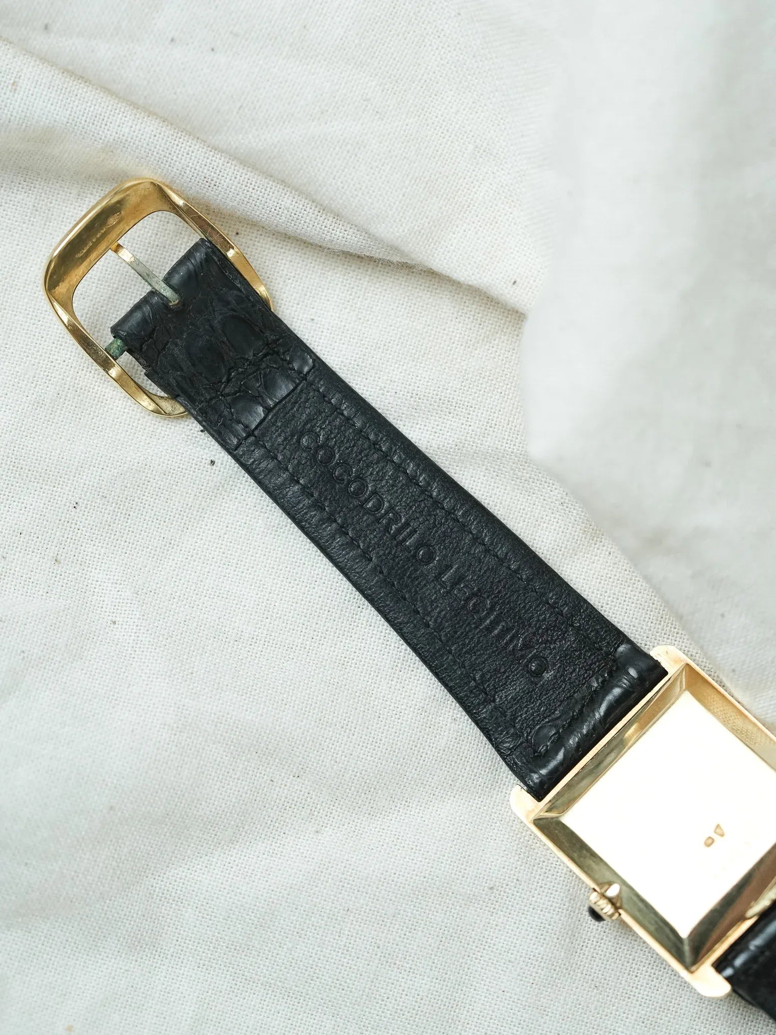 Baume & Mercier - 37059 Tank Or jaune 18k - boite - 1970s - Atelier Victor - Vintage  Shop