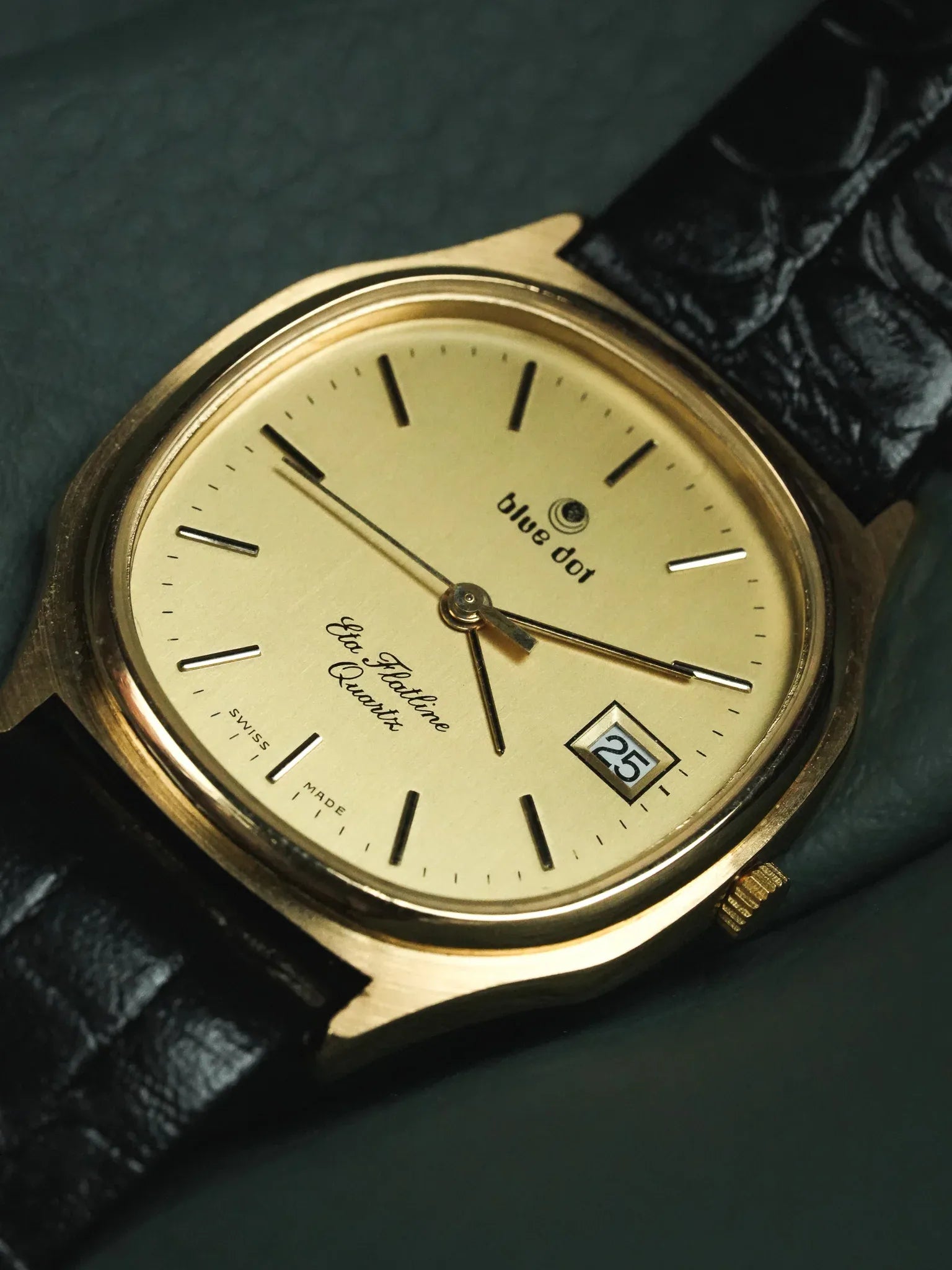 Blue Dot - Tonneau Or Eta Flatline Quartz - NOS - 1990s - Atelier Victor