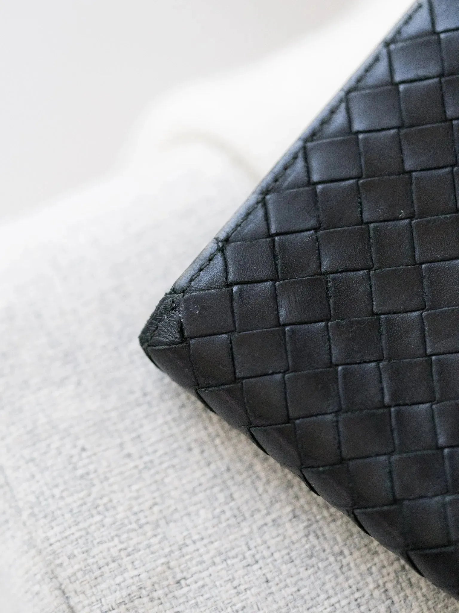 Bottega Veneta - Portefeuille Cuir Noir - Atelier Victor Paris - Vintage Watch Shop Dubai