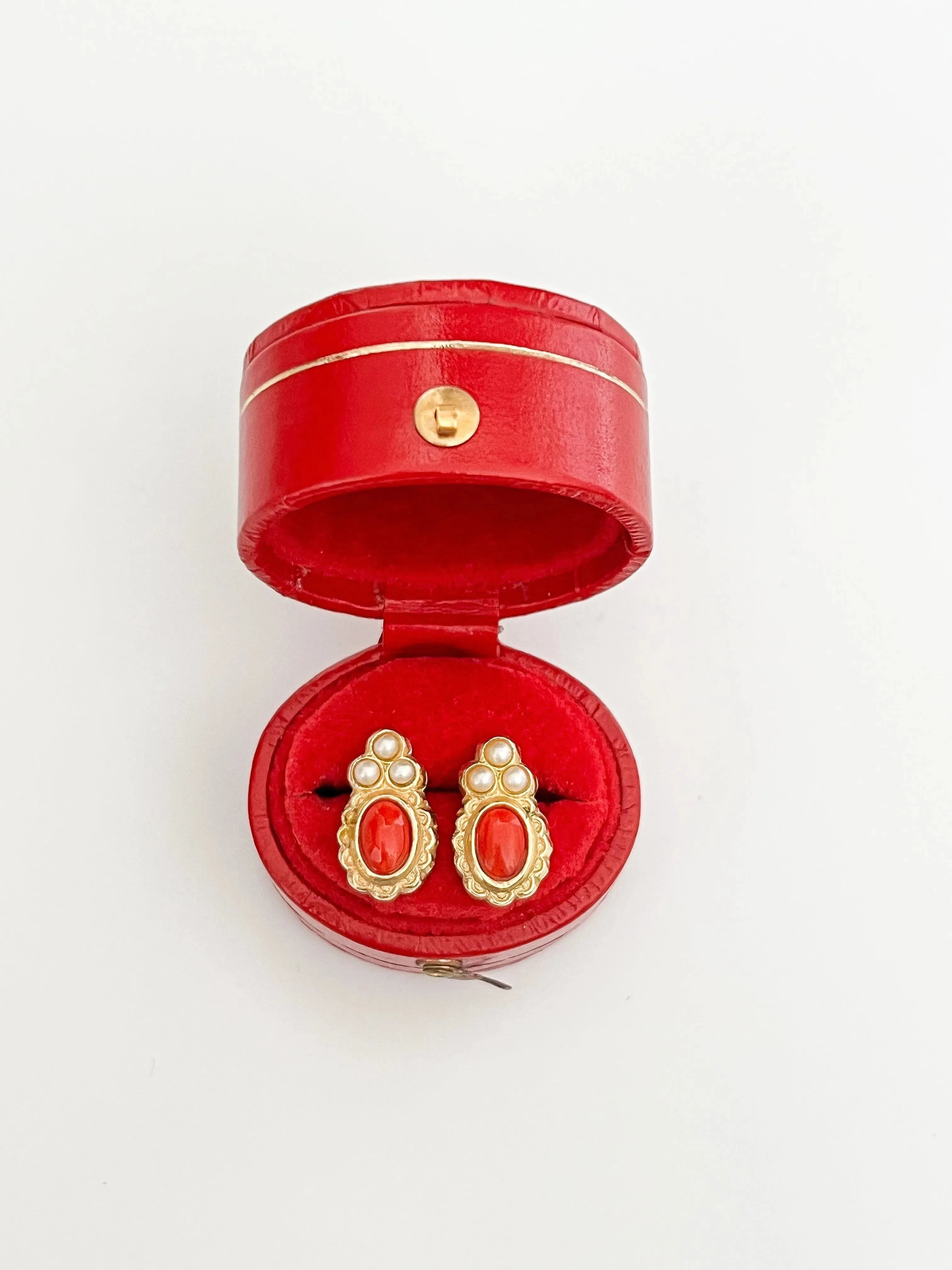 Boucles d’oreilles - Vermeil Corail Perles Naturelles - Atelier Victor Paris - Vintage Watch Shop Dubai