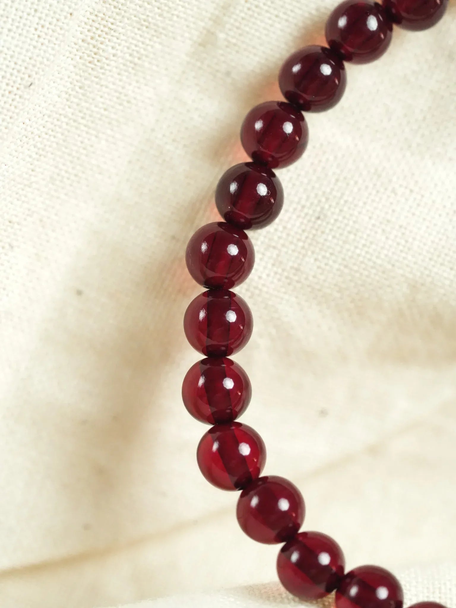 Bracelet en Ambre Baltique naturel - Rondes Fines Rouge - Atelier Victor