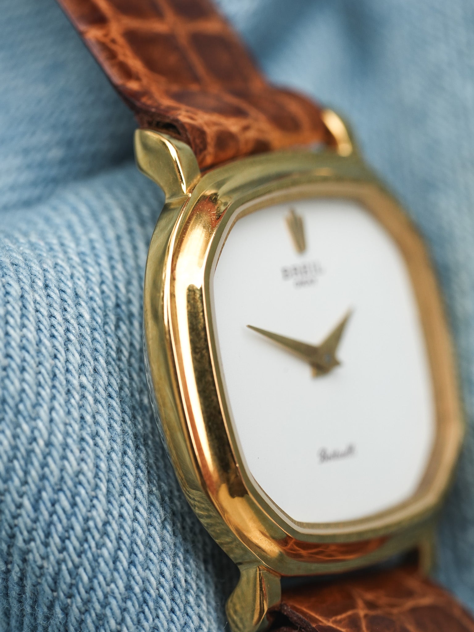 Breil - Mini Octogonale Or Cadran blanc Cabochon orange - NOS - 1980s - Atelier Victor Paris - Vintage Watch Shop Dubai