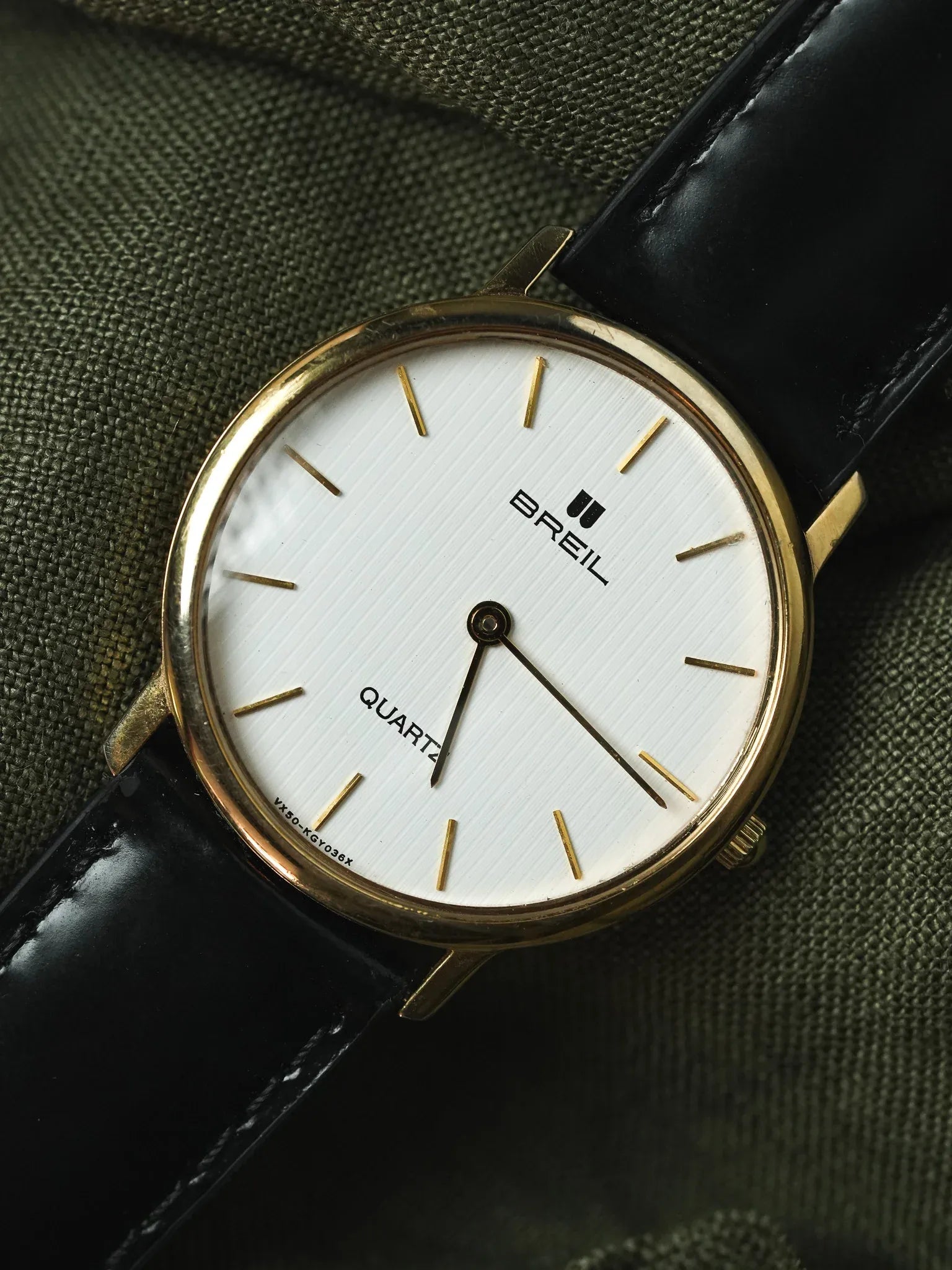 Breil - Ronde Or Tapisserie Blanc - 1990s - Atelier Victor - Vintage  Shop