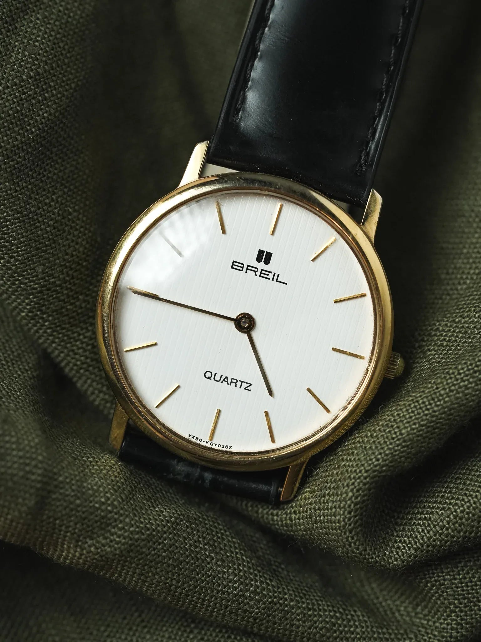 Breil - Ronde Or Tapisserie Blanc - 1990s - Atelier Victor - Vintage  Shop