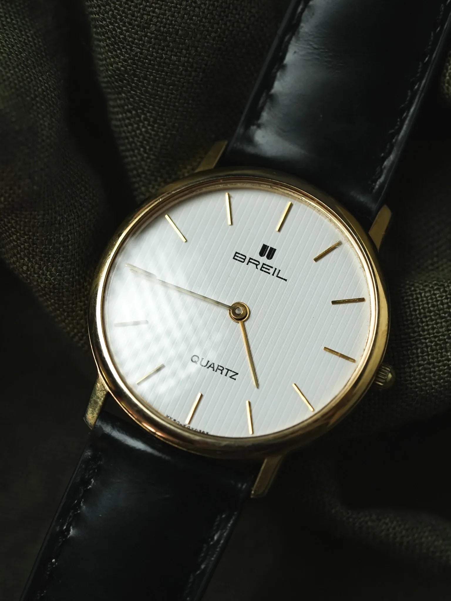Breil - Ronde Or Tapisserie Blanc - 1990s - Atelier Victor - Vintage  Shop