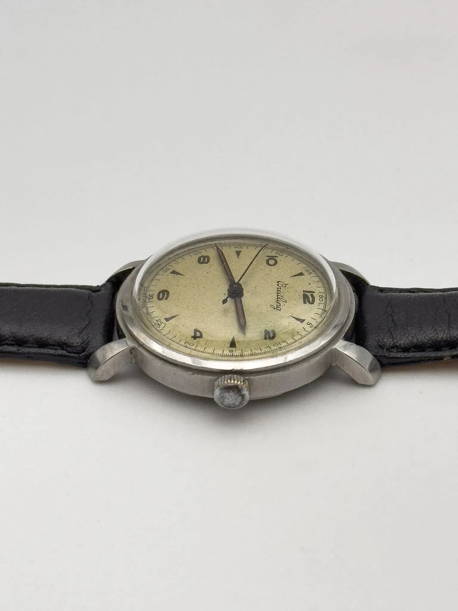 Breitling - Patine Tear Drop - 1950s - Atelier Victor