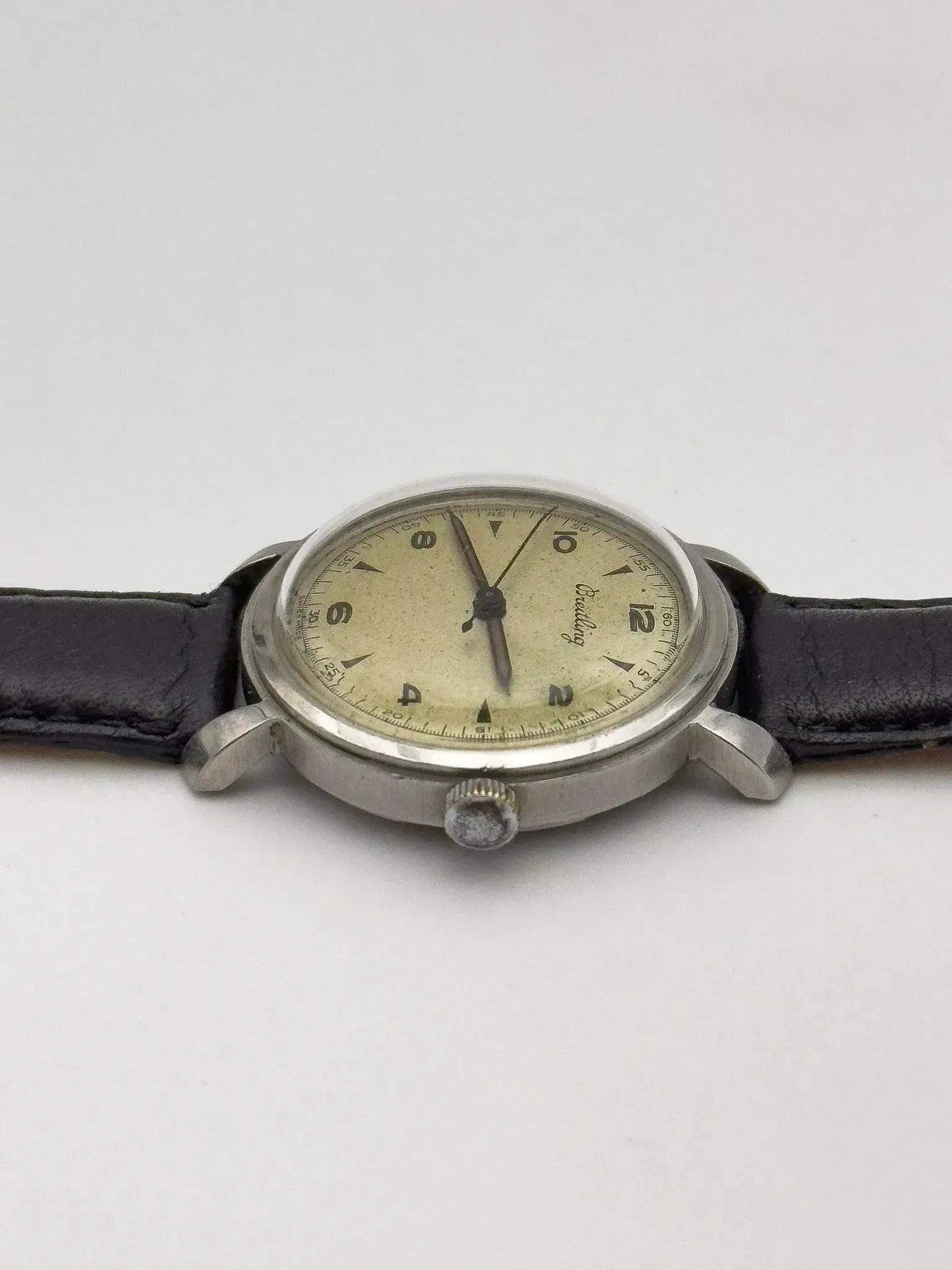 Breitling - Patine Tear Drop - 1950s - Atelier Victor