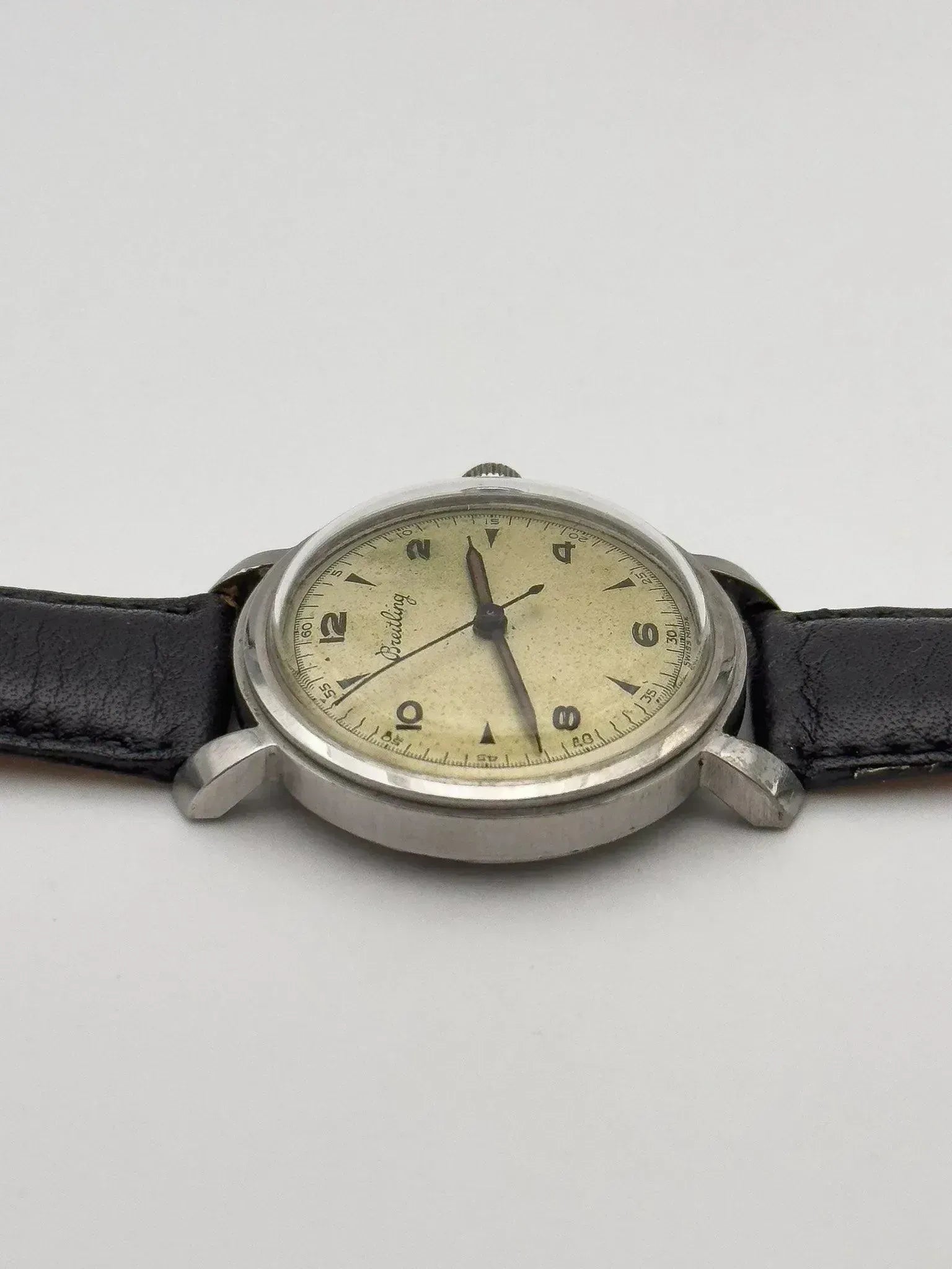 Breitling - Patine Tear Drop - 1950s - Atelier Victor