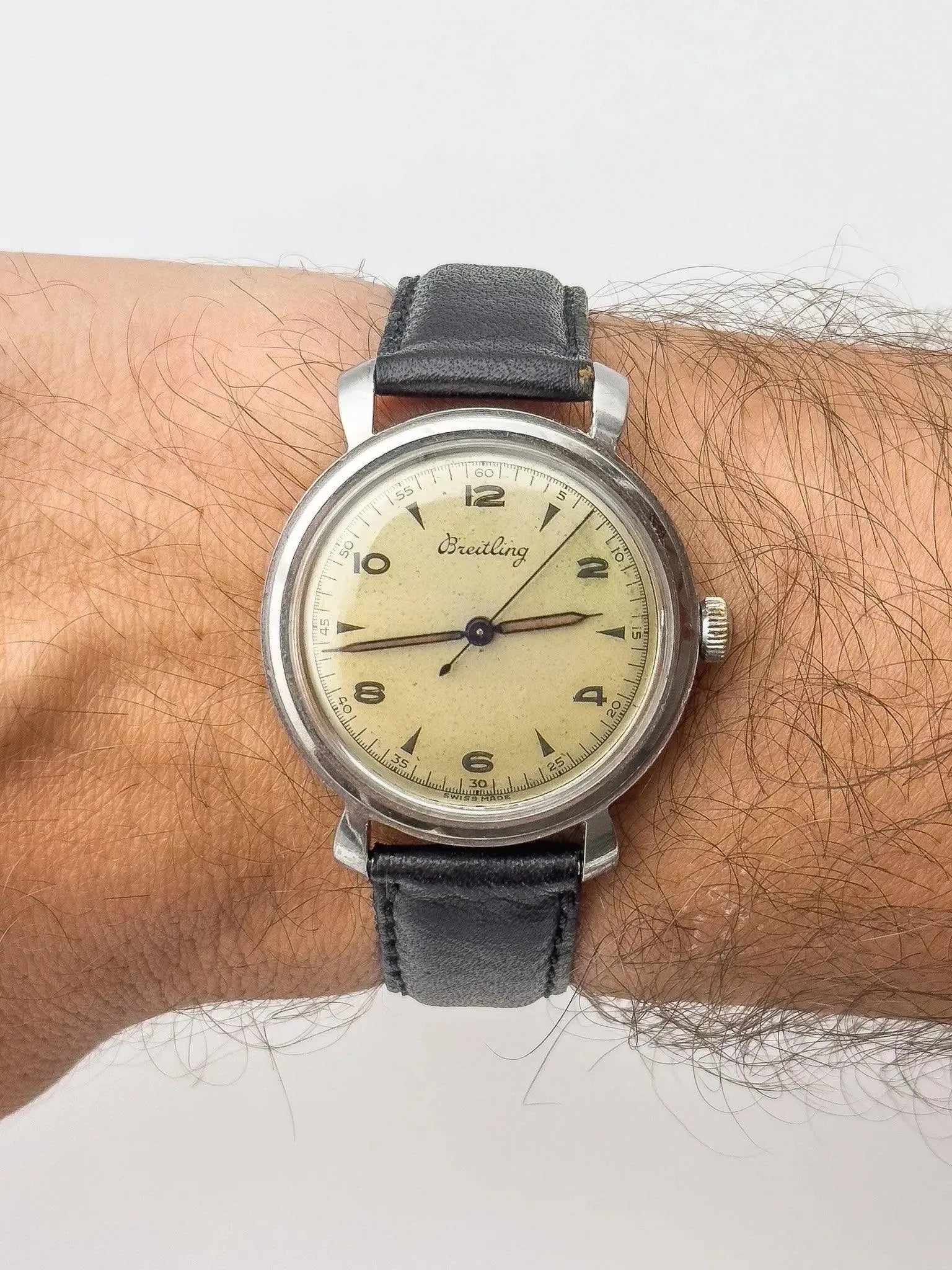 Breitling - Patine Tear Drop - 1950s - Atelier Victor - Vintage  Shop