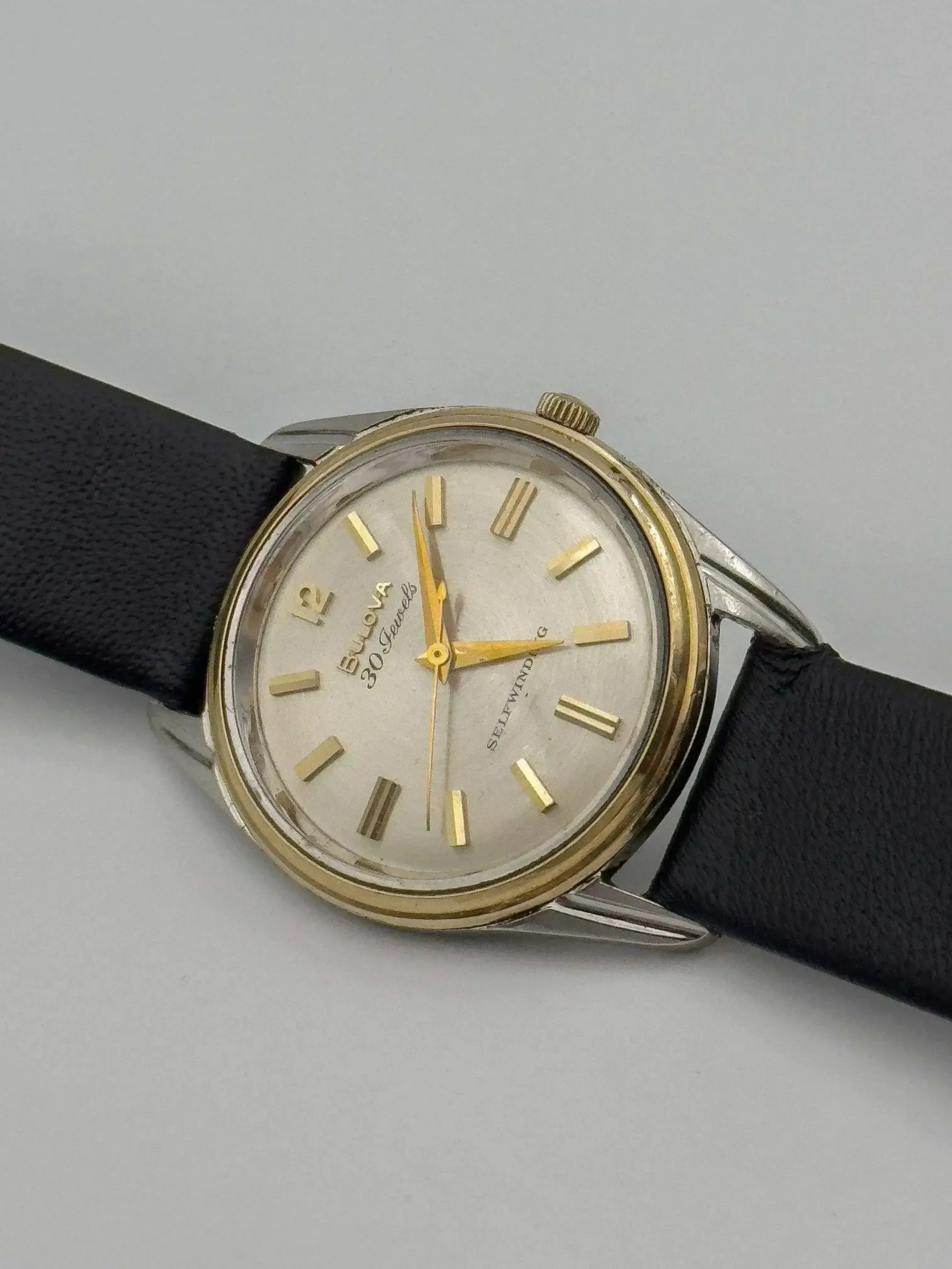 Bulova - Bicolore Automatique - 1963 - Atelier Victor