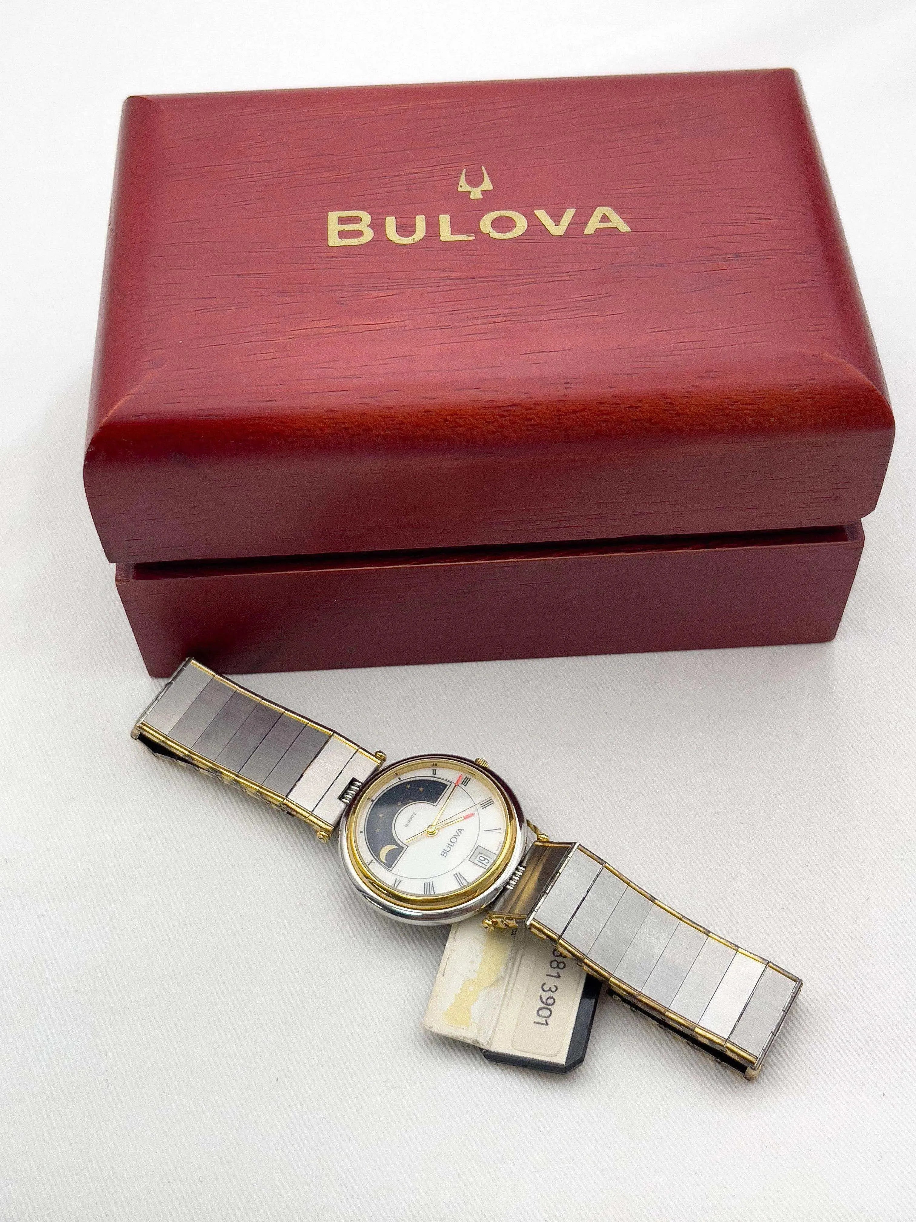 Bulova - Moonphase Steel - 1986 - Atelier Victor Paris - Vintage Watch Shop Dubai