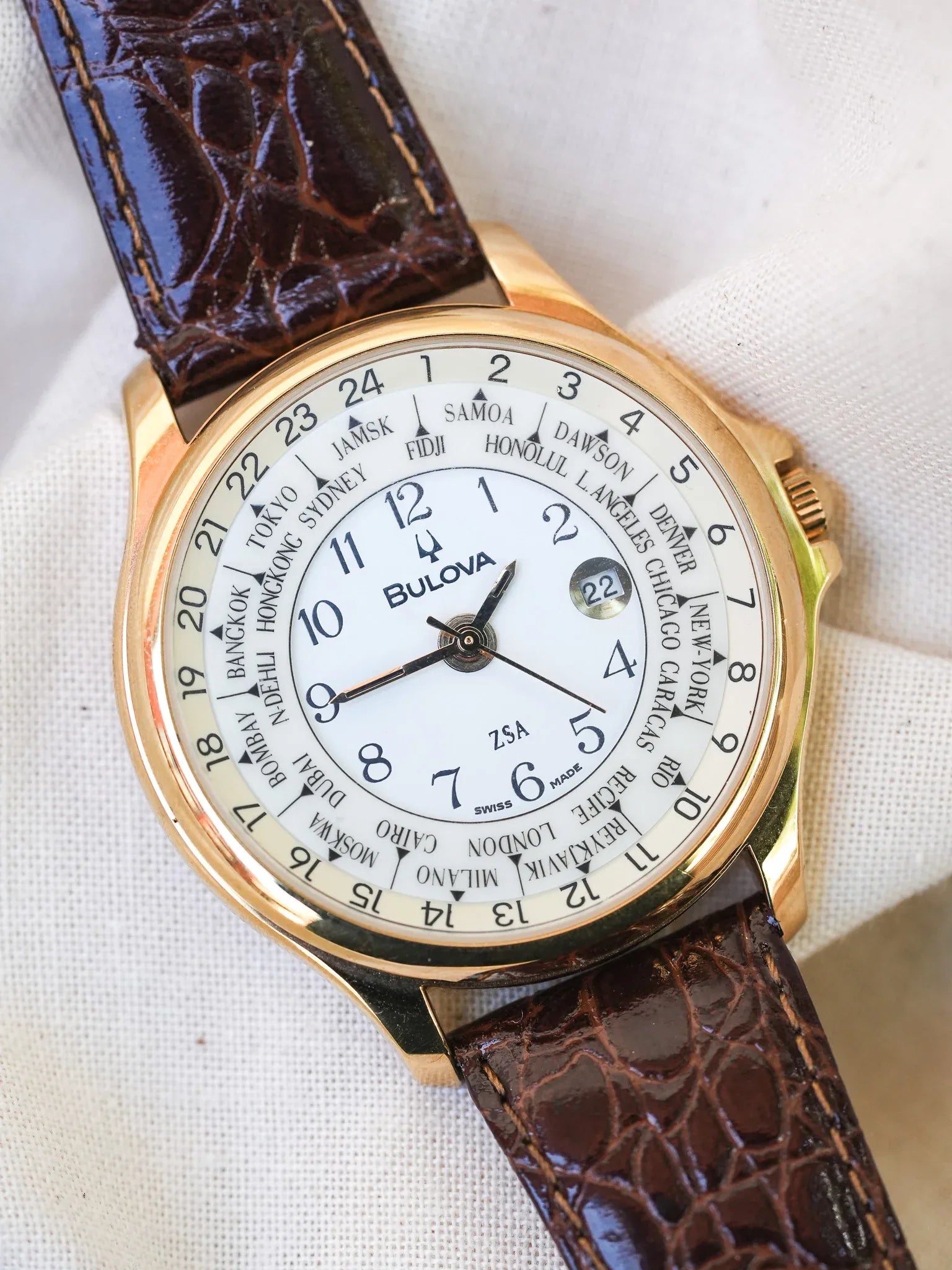 Bulova - Tour du Monde Date Or - boîte & papier - 1990s - Atelier Victor