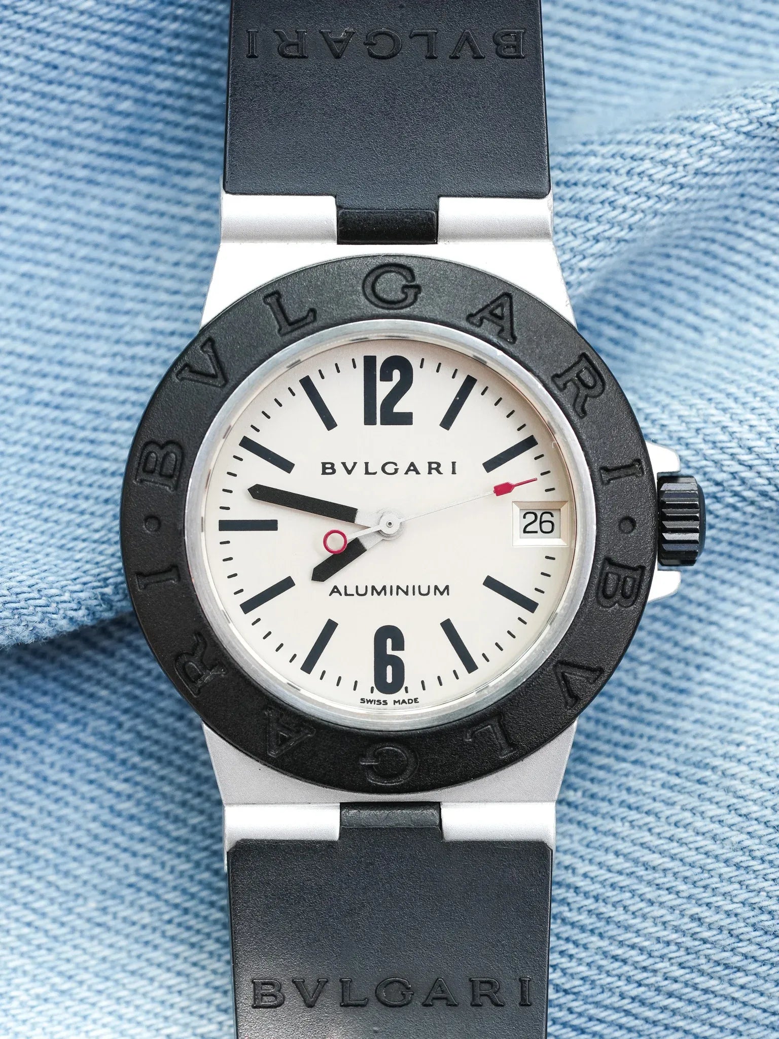 Bvlgari - Aluminum 29mm Crème Caoutchouc noir - 1990s - Atelier Victor - Vintage  Shop