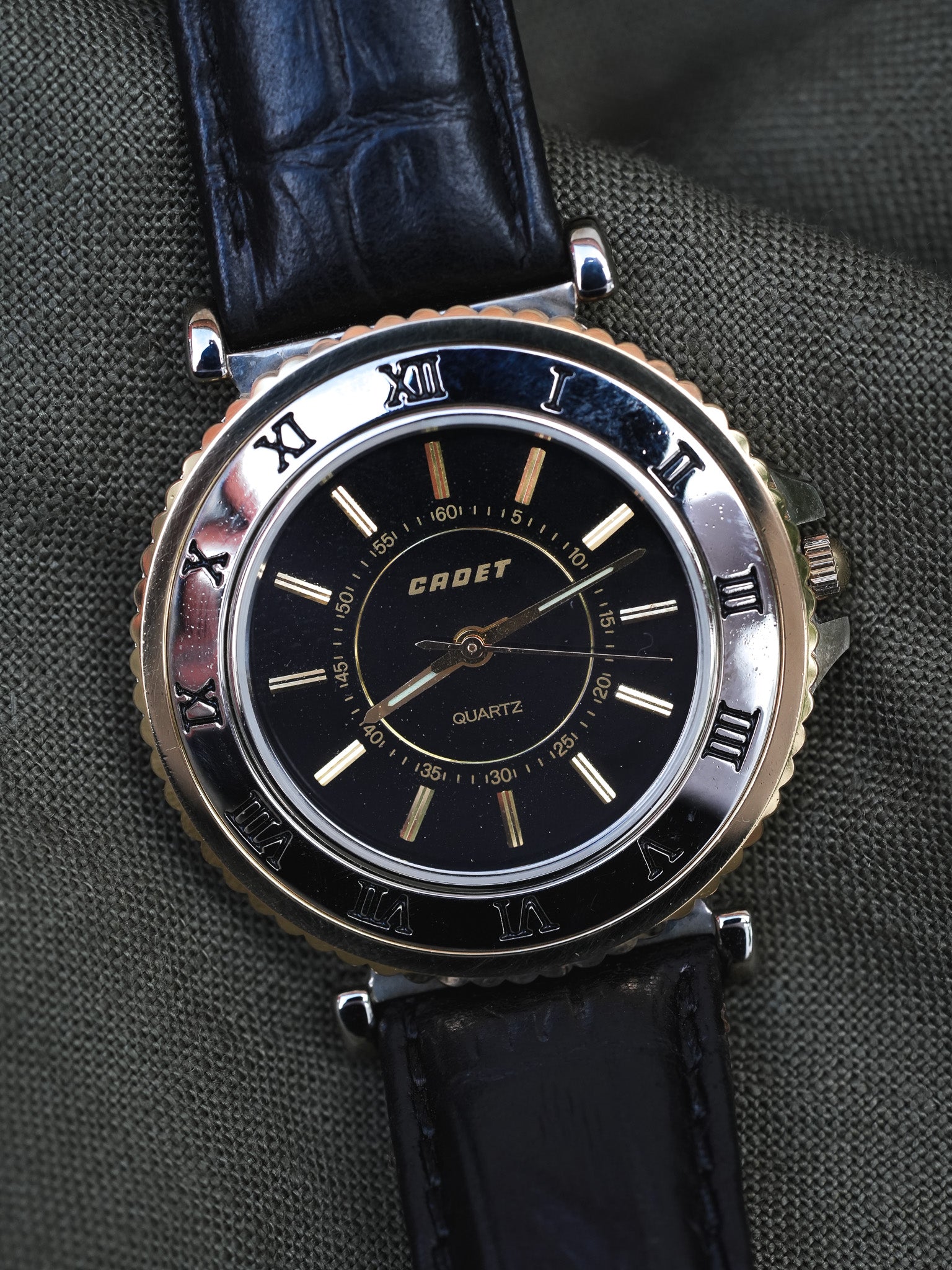 Cadet - Acier Or Cadran noir - 1990s - Atelier Victor Paris - Vintage Watch Shop Dubai