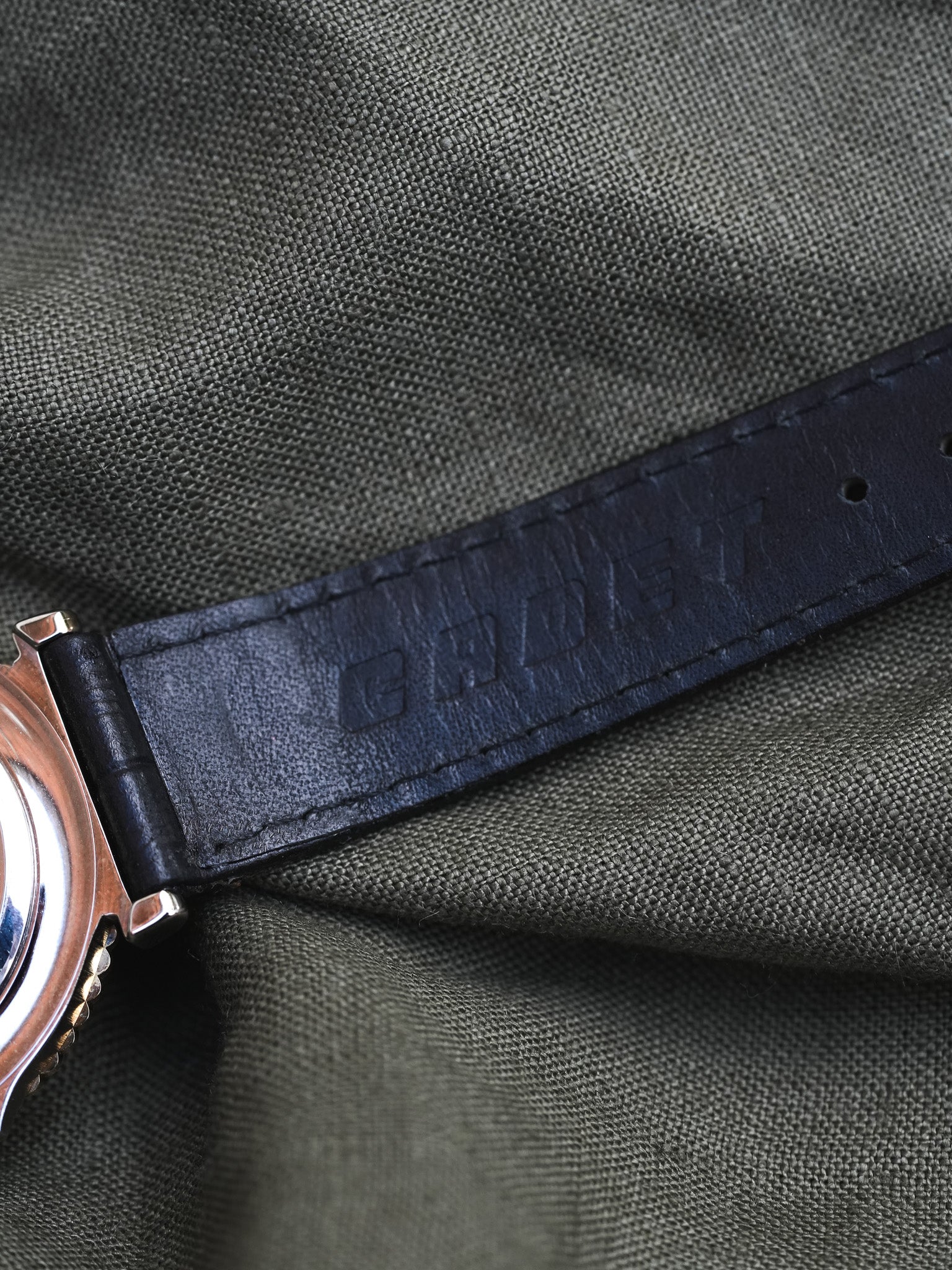 Cadet - Acier Or Cadran noir - 1990s - Atelier Victor Paris - Vintage Watch Shop Dubai