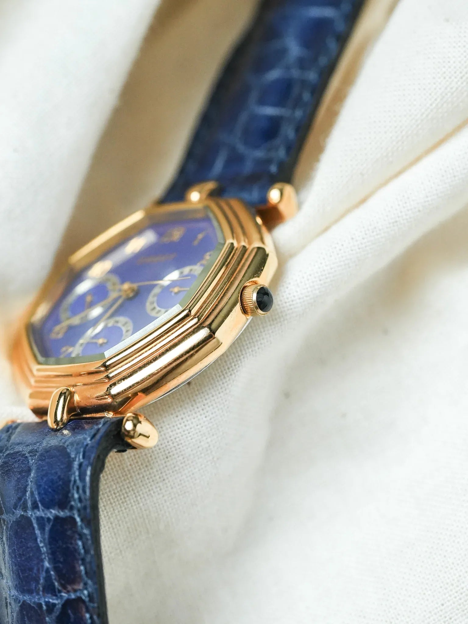 Cadet - Octogonale Or Bleu Triple Date - NOS -1990s - Atelier Victor