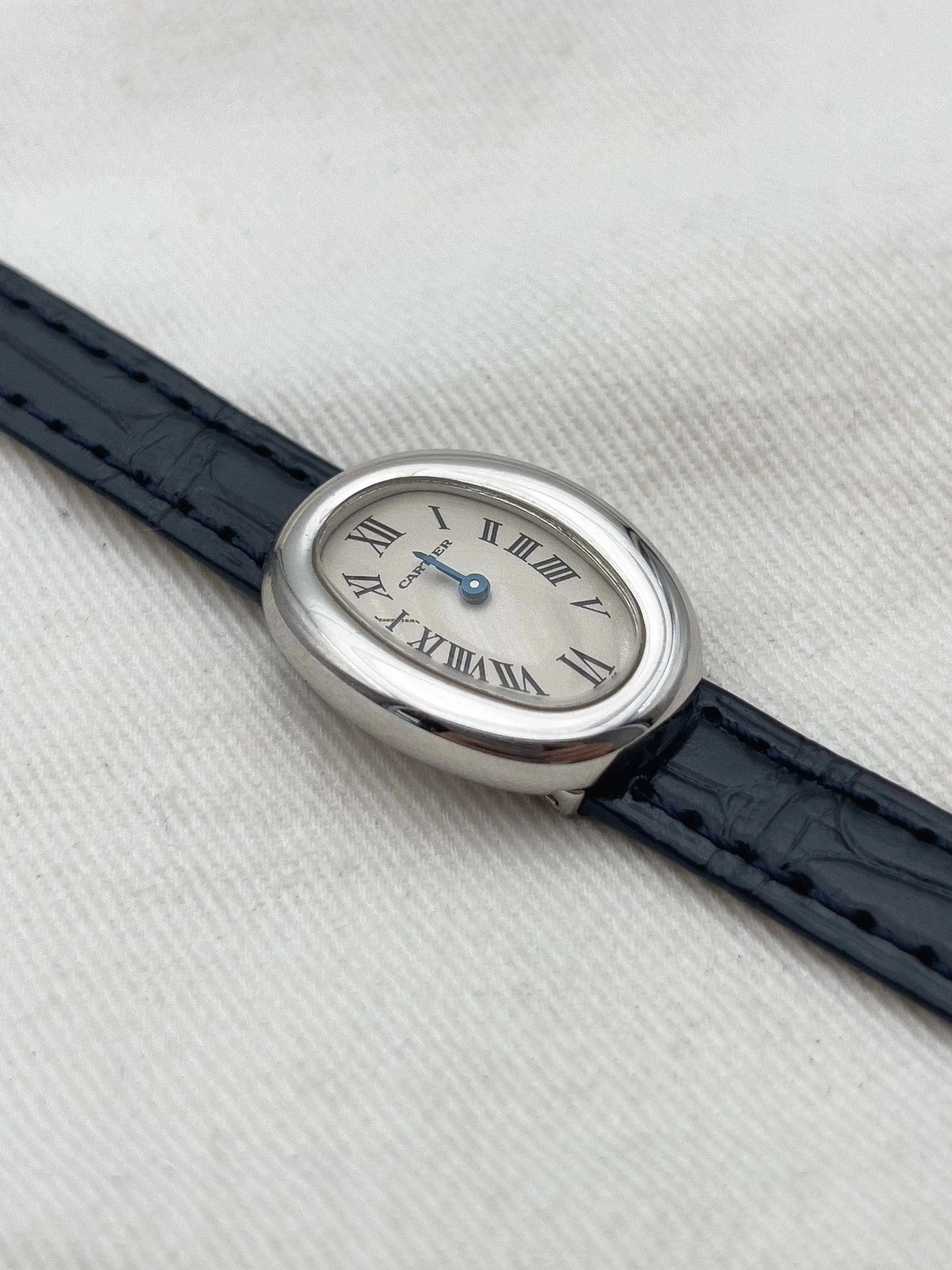 Cartier - Baignoire mini or blanc 18k quartz - 1990s - Atelier Victor - Vintage  Shop