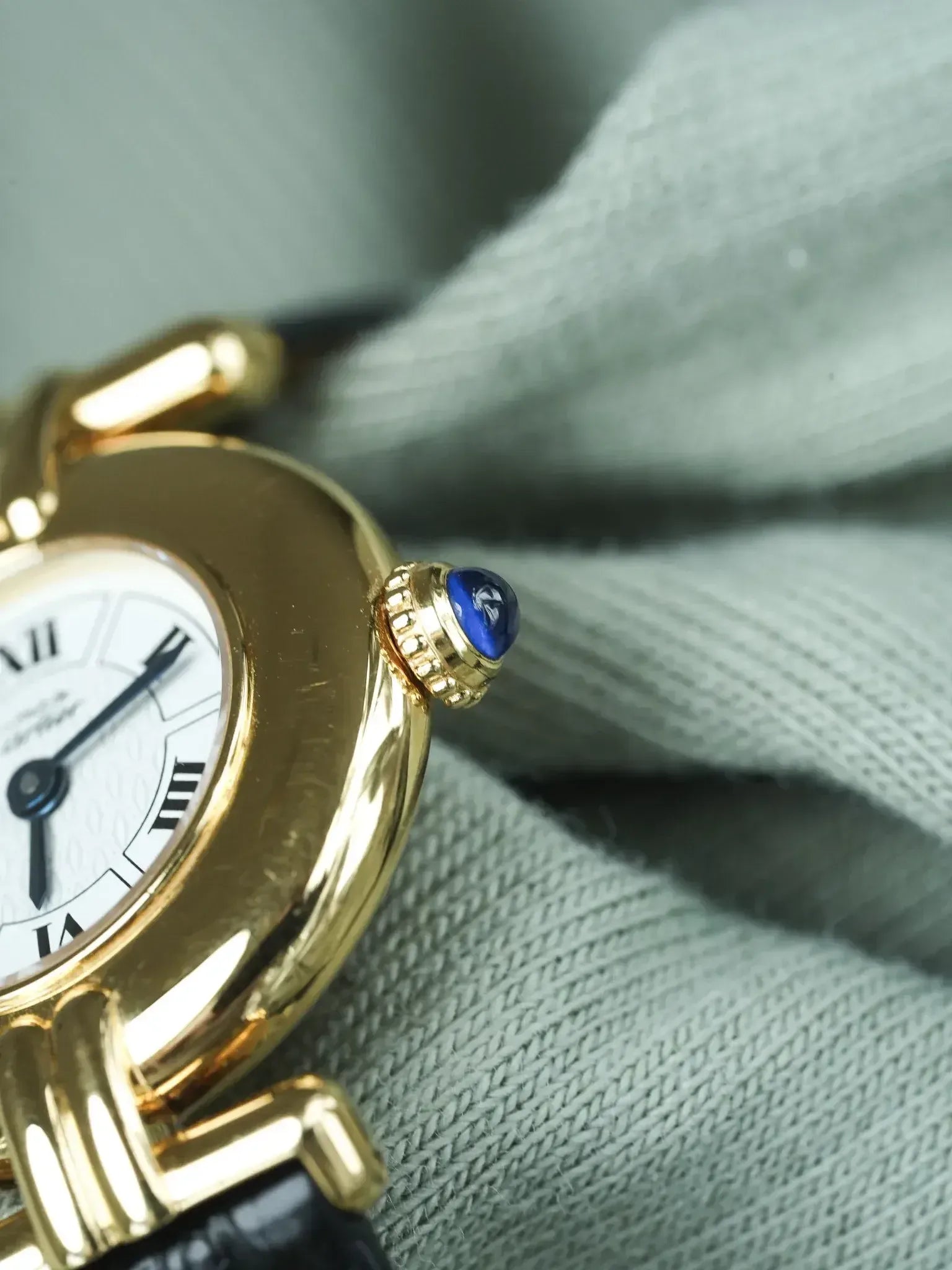 Cartier - 红宝石斗兽场 白色表盘 折叠扣 - 1990s 