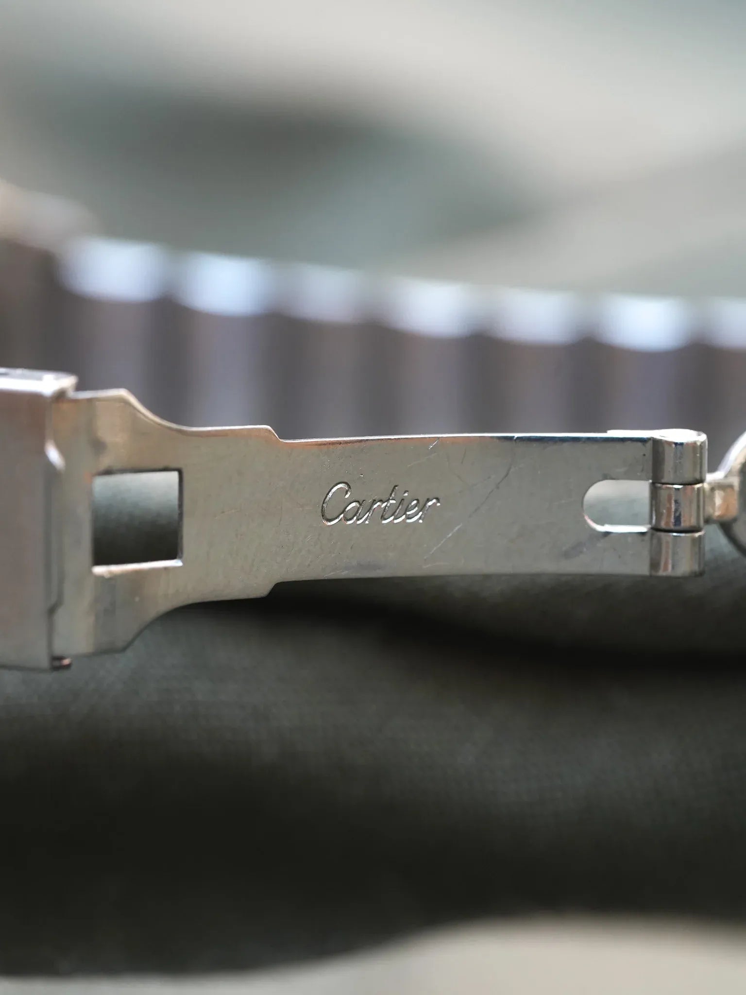 Cartier - La fameuse Santos 2961 or et acier - 1980s - Atelier Victor