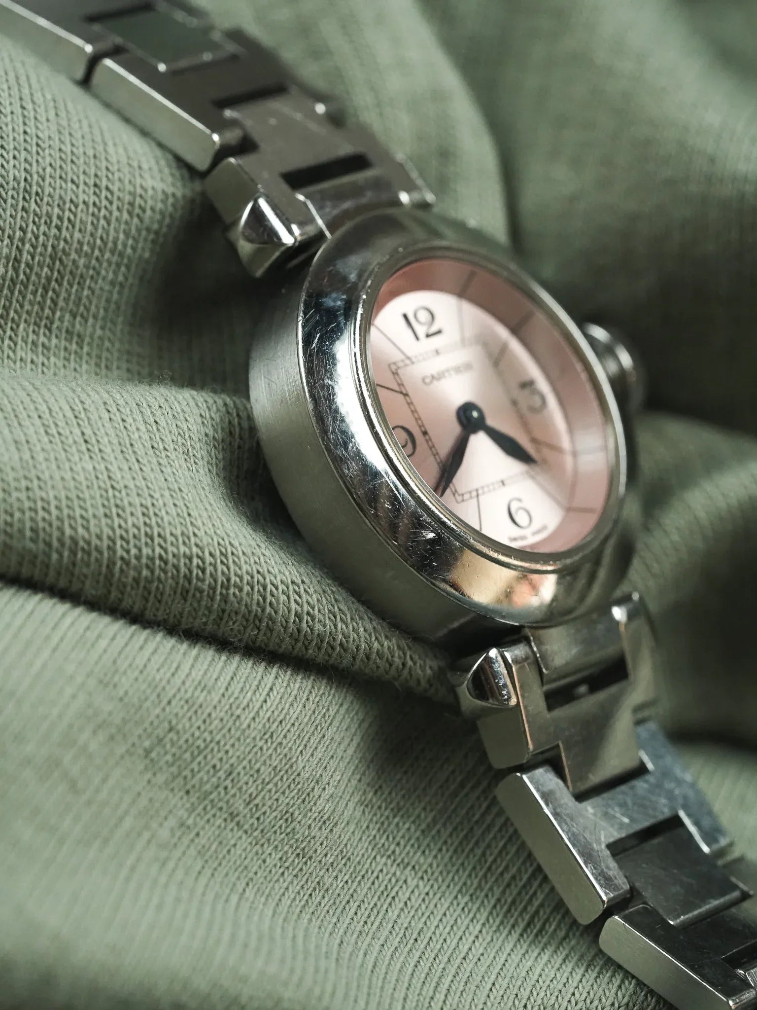 Cartier - Mini Pasha Rose 2973 27mm Acier - 2000s - Atelier Victor - Vintage  Shop