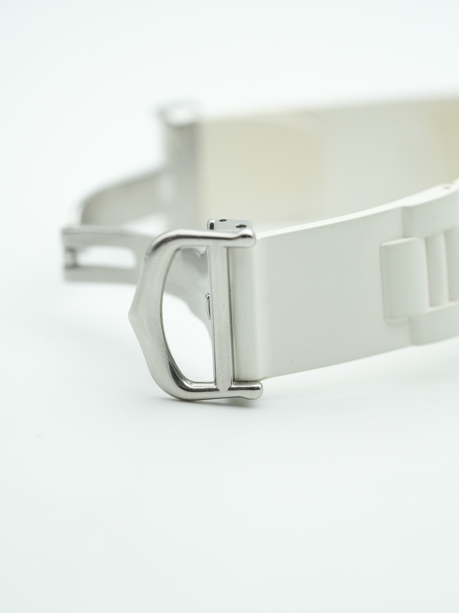 Cartier - Must Chronographe Blanc - 1990s - Atelier Victor Paris - Vintage Watch Shop Dubai