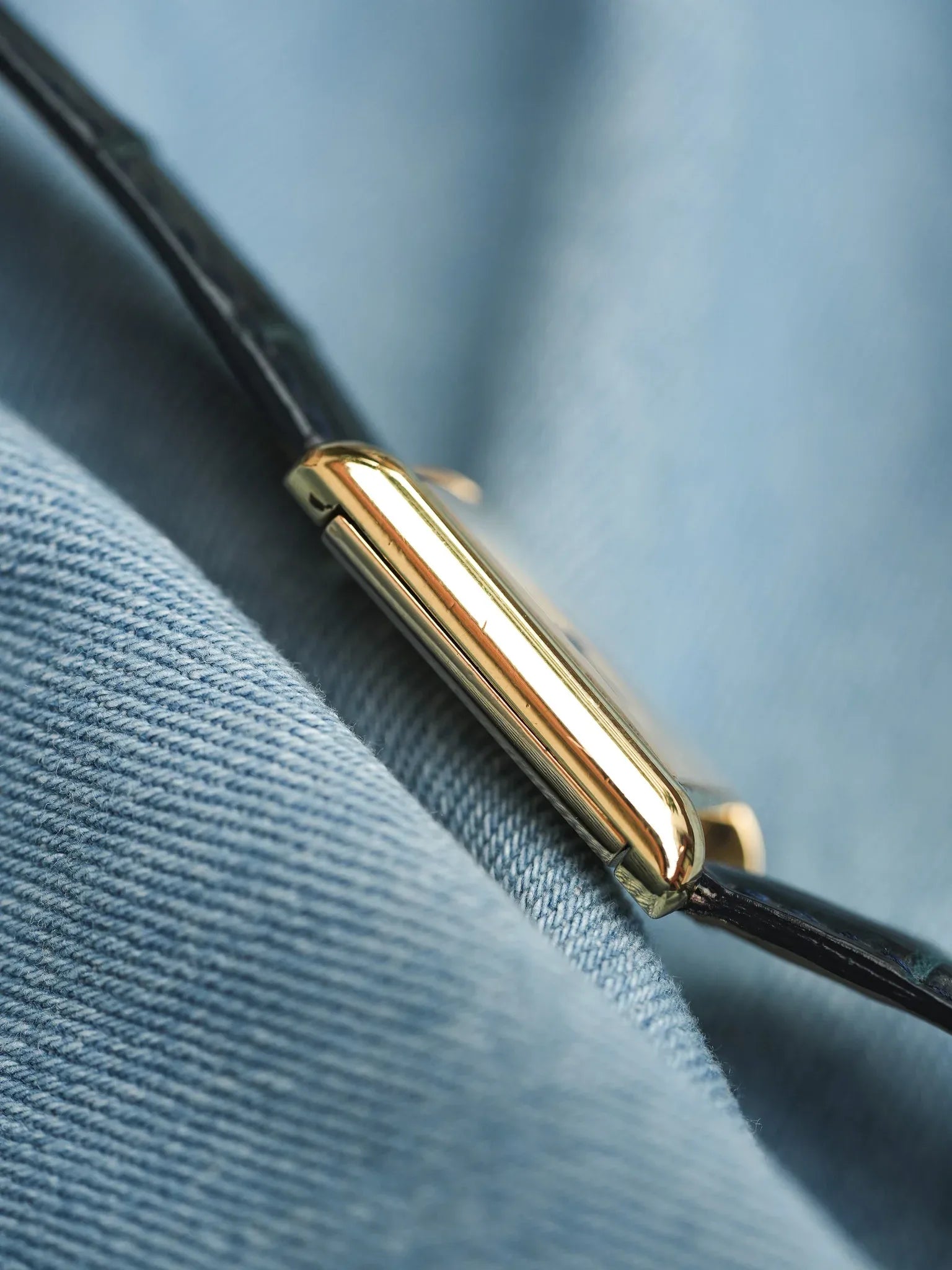 Cartier - Must de Cartier Tank 23x30 Première Génération Electroplaqué 18K - 1970s - Atelier Victor