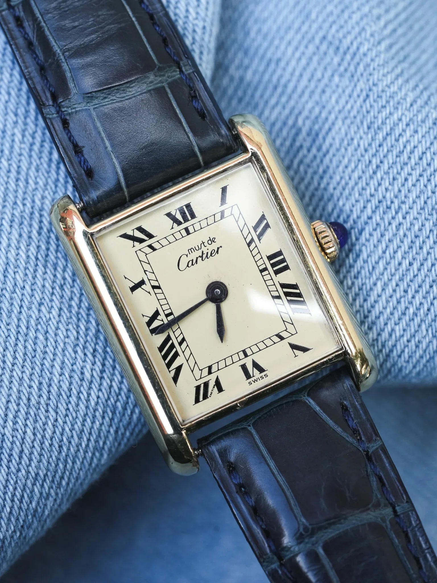 Cartier - Must de Cartier Tank 23x30 Première Génération Electroplaqué 18K - 1970s - Atelier Victor - Vintage  Shop