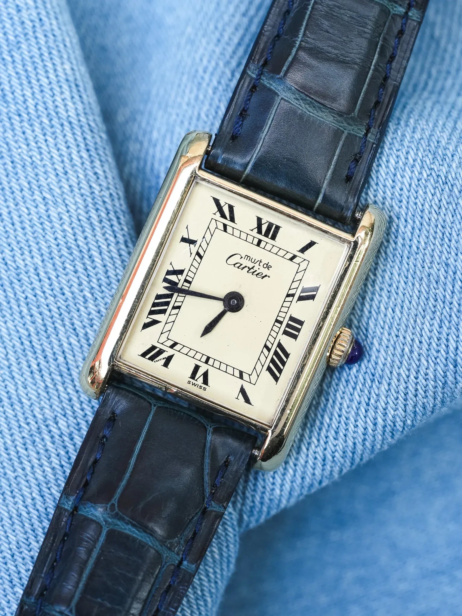 Cartier - Must de Cartier Tank 23x30 Première Génération Electroplaqué 18K - 1970s - Atelier Victor - Vintage  Shop