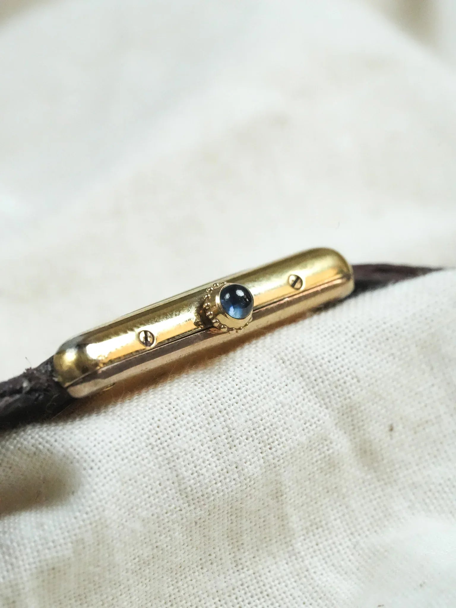 Cartier - Must de Cartier Tank Ref 590005 23x30 Vermeil Quartz Cadran Or Romain - 1980s - Atelier Victor