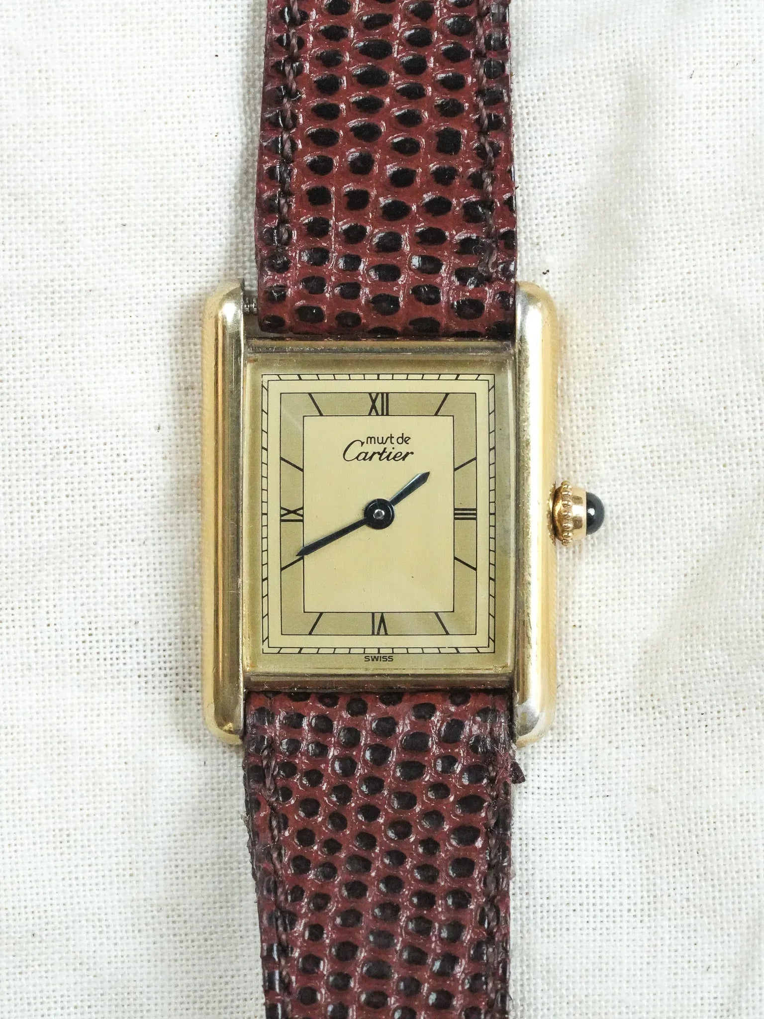 Cartier - Must de Cartier Tank Ref 590005 23x30 Vermeil Quartz Cadran Or Romain - 1980s - Atelier Victor - Vintage  Shop