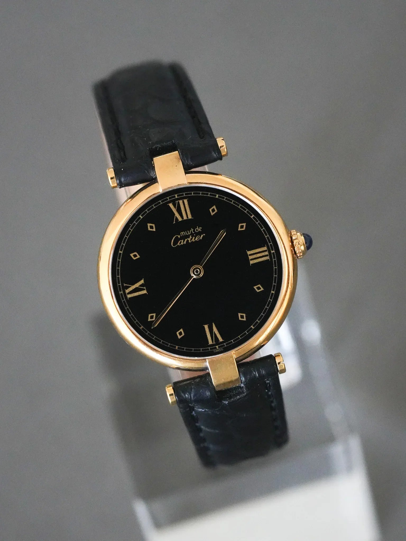 Cartier - Must de Vendôme vermeil Cadran noir avec boucle deployante - 1990s - Atelier Victor