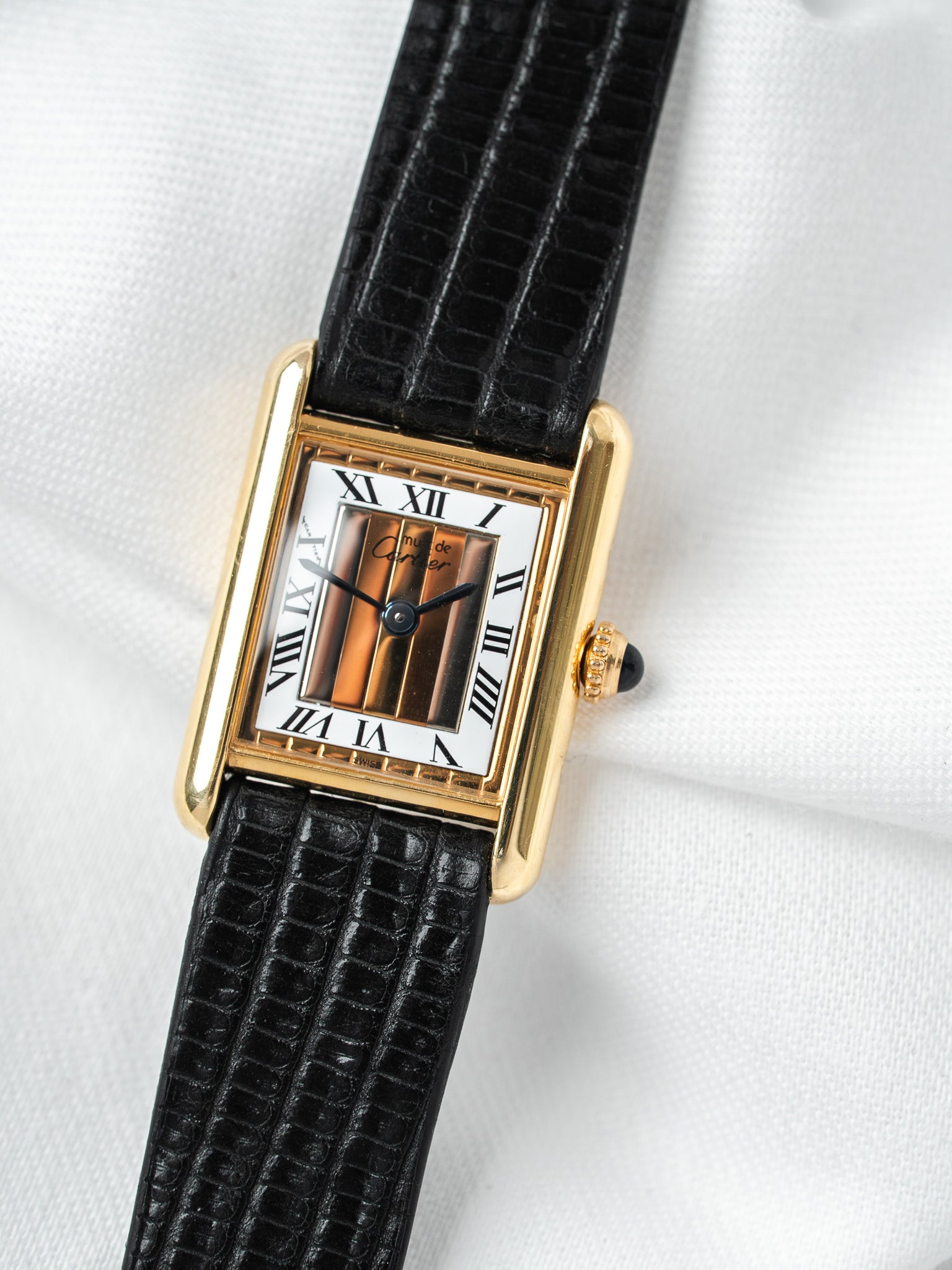Cartier Must Tank 镀金SM — Trinity表盘（1980s） 