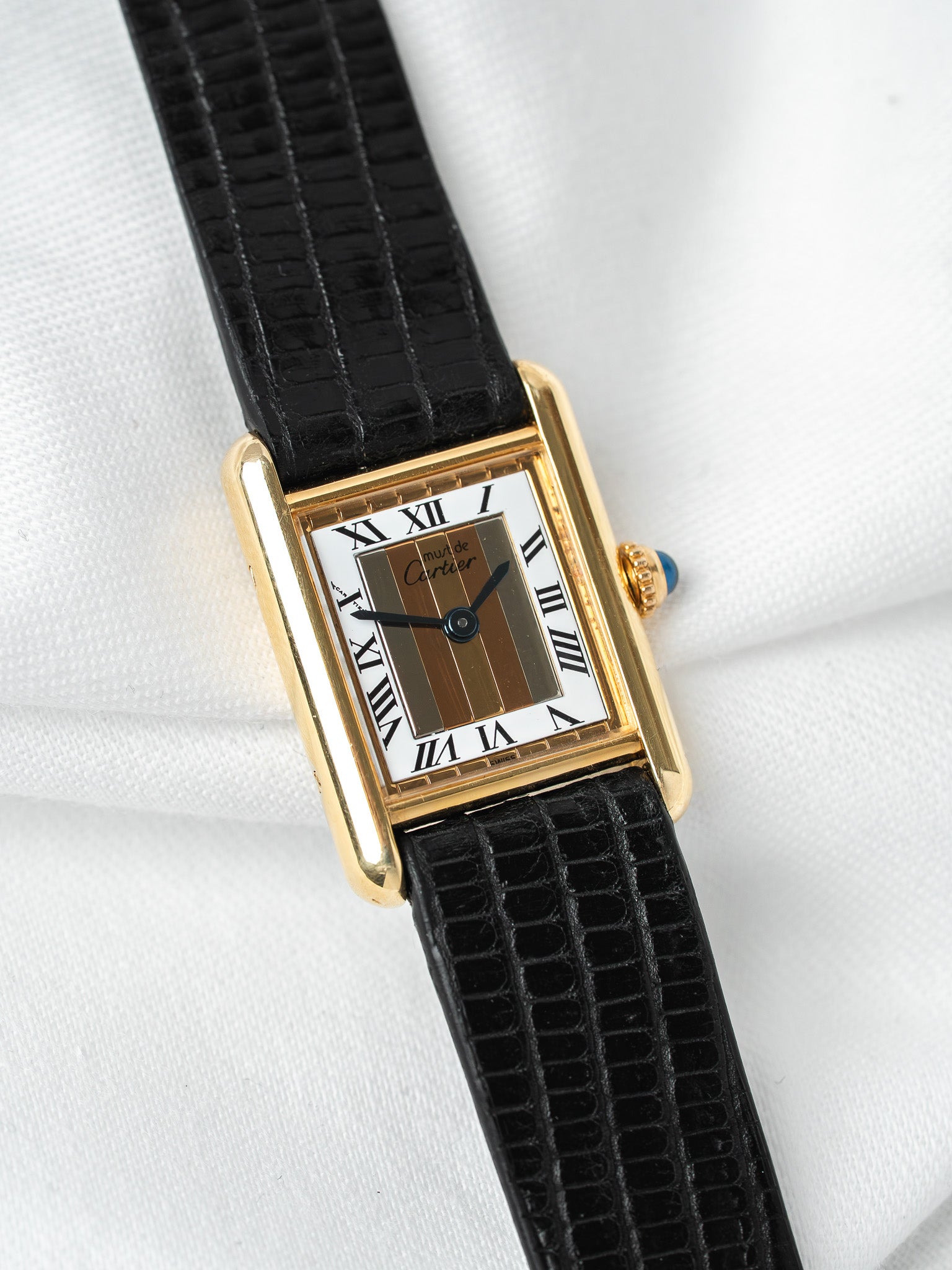 Cartier Must Tank 镀金SM — Trinity表盘（1980s） 