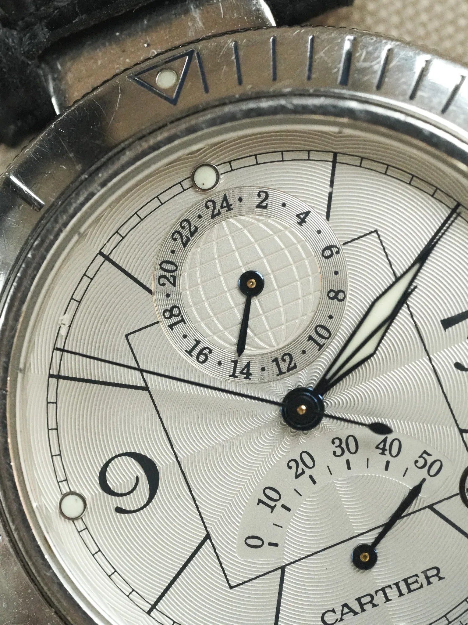 Cartier - Pasha 2388 24h Réserve de Marche Cuir boucle déployante - 2000s - Atelier Victor - Vintage  Shop