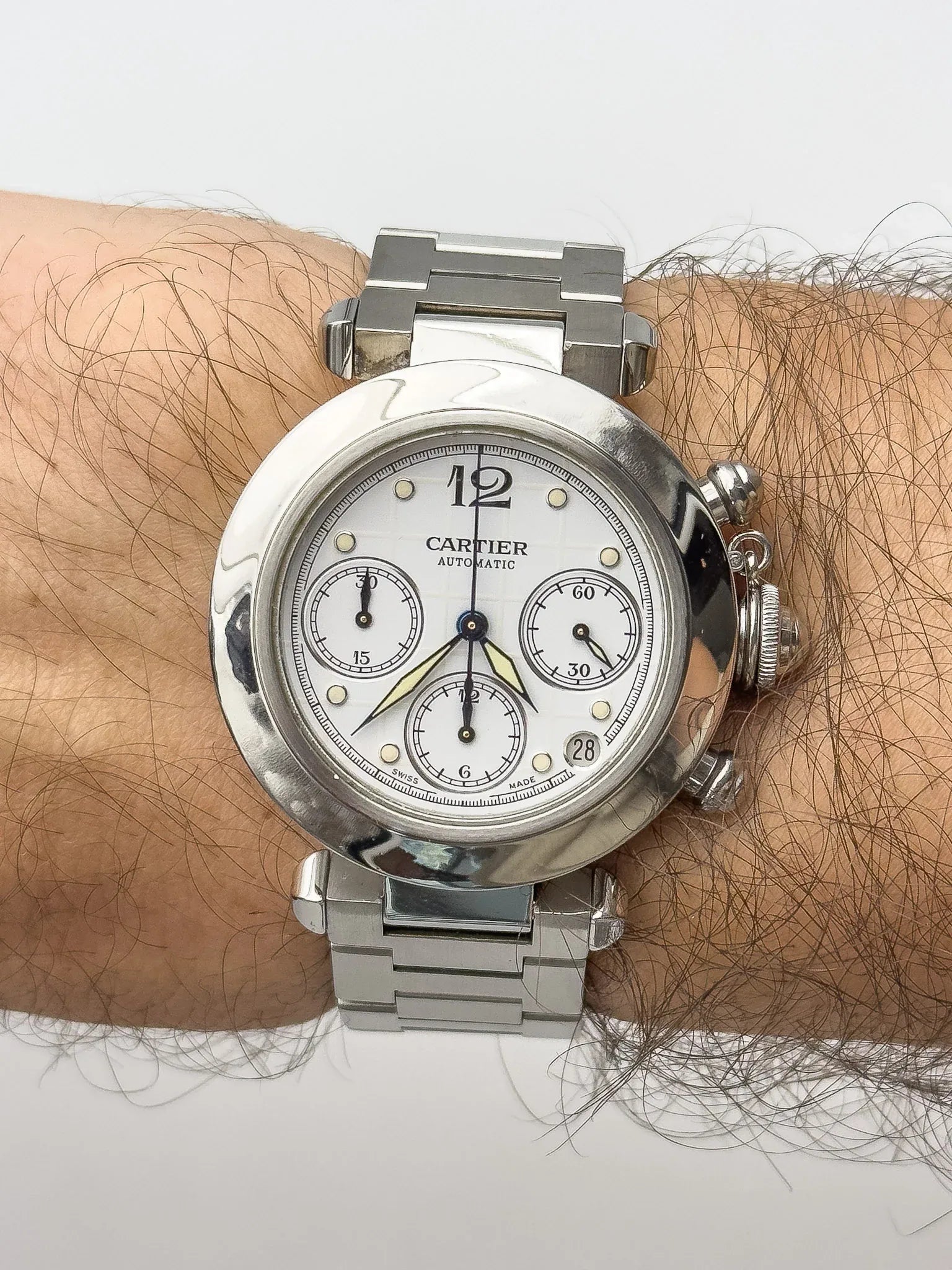 Cartier - Pasha 2412 Chronographe Blanc Quadrillé - 2000s - Atelier Victor - Vintage  Shop