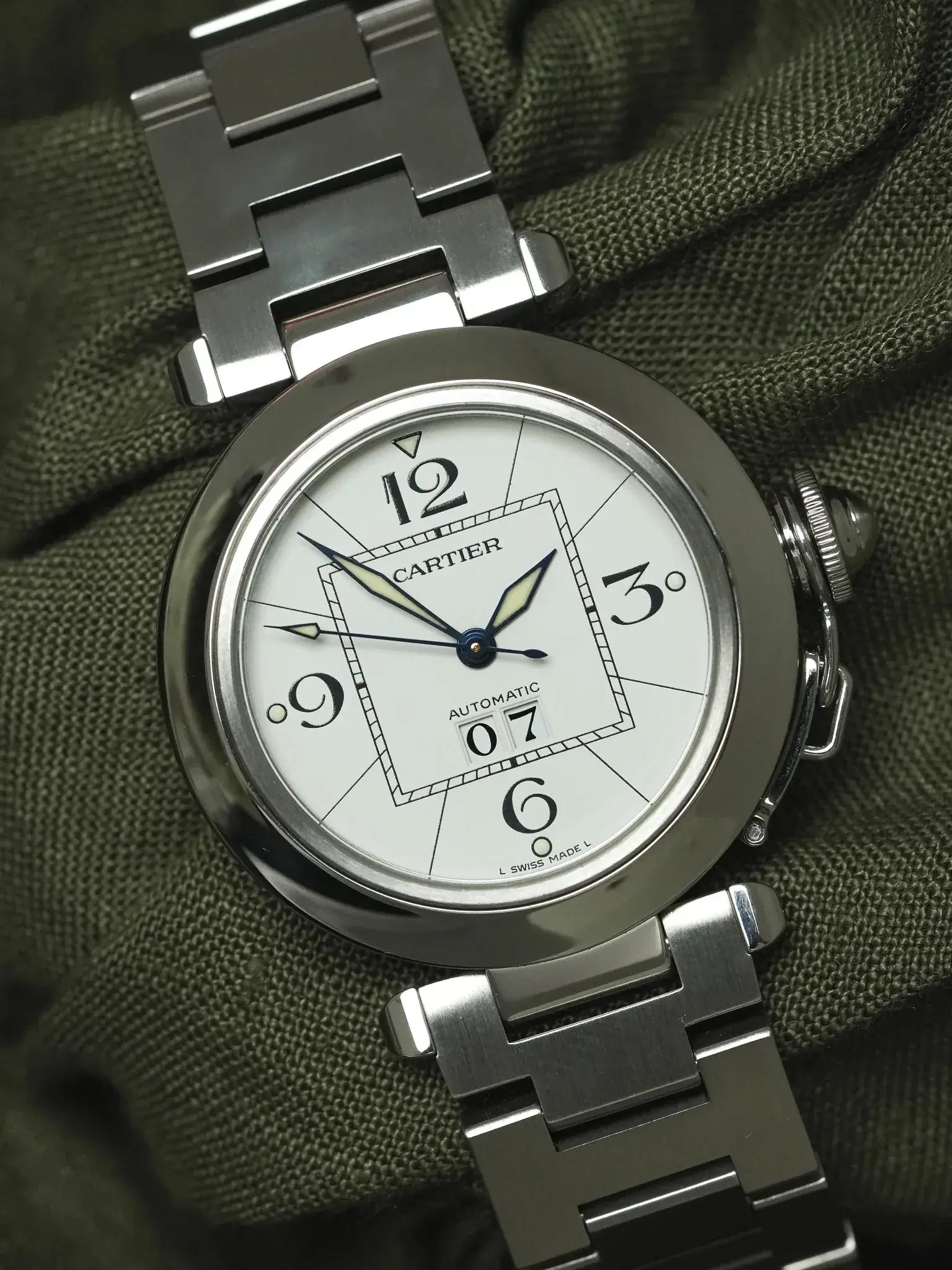 Cartier - Pasha 2475 Grande Date Blanc Acier 35mm - 2000s - Atelier Victor