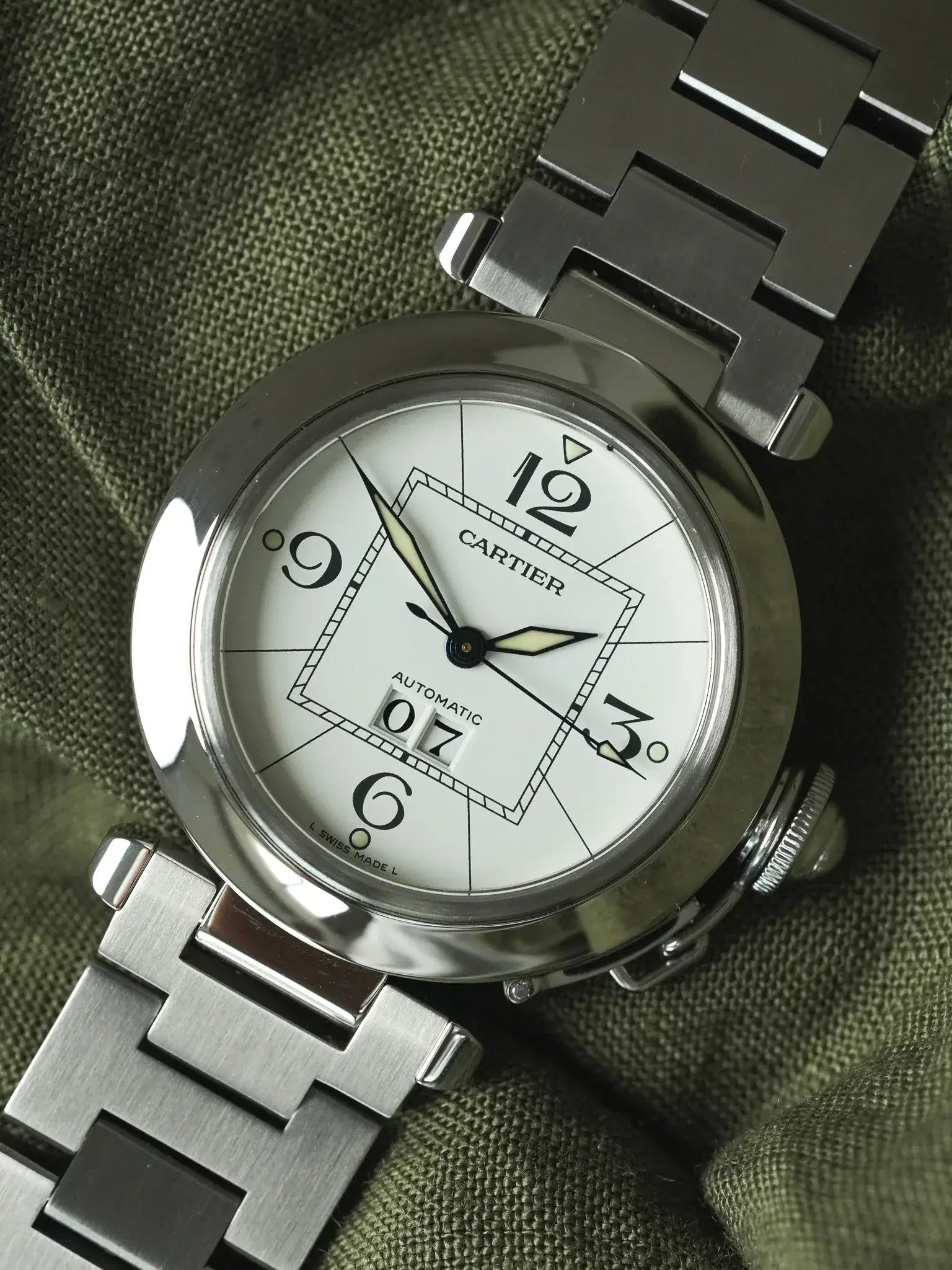 Cartier - Pasha 2475 Grande Date Blanc Acier 35mm - 2000s - Atelier Victor